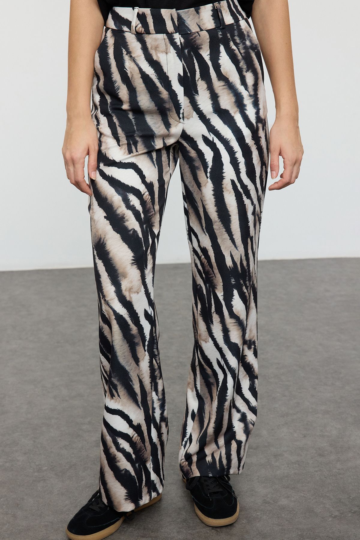 Trendyol Collection-Colorful Tiger Print Straight Cut Pants - Twoaw25Pl00030 3