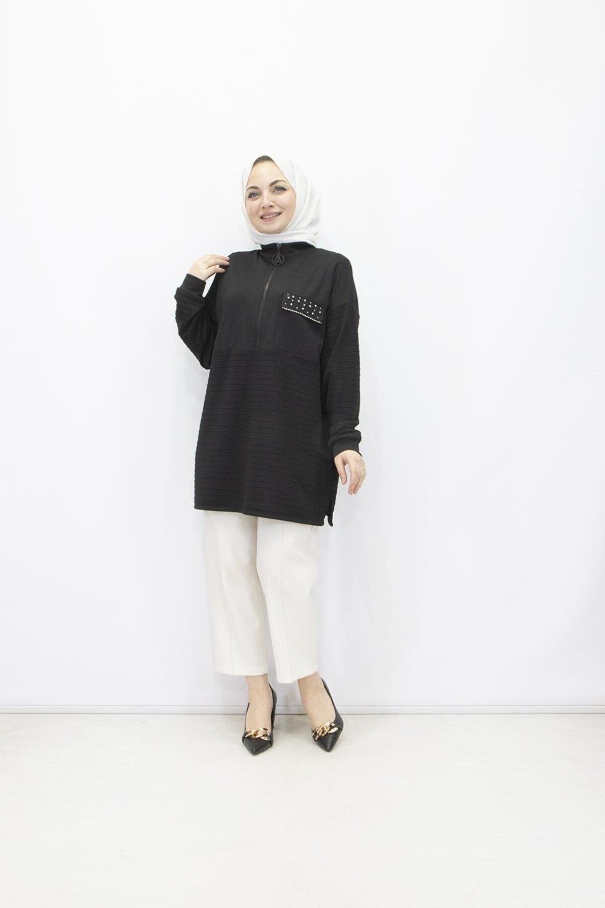 Armine-Modest Tunic - Black - Regular fit 3