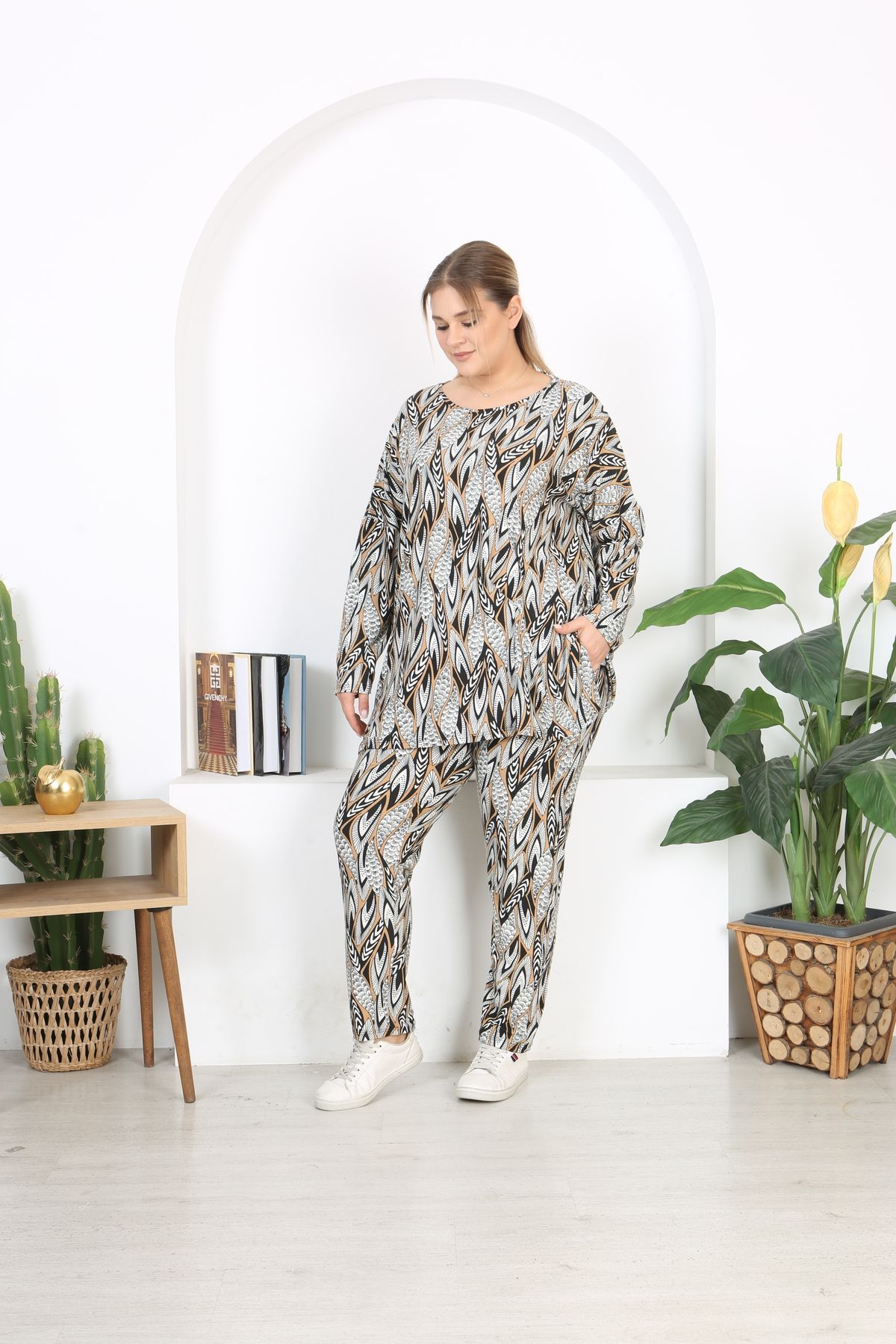 XL Modam-Licra Large Size Suit with Bottom Top Pattern 3