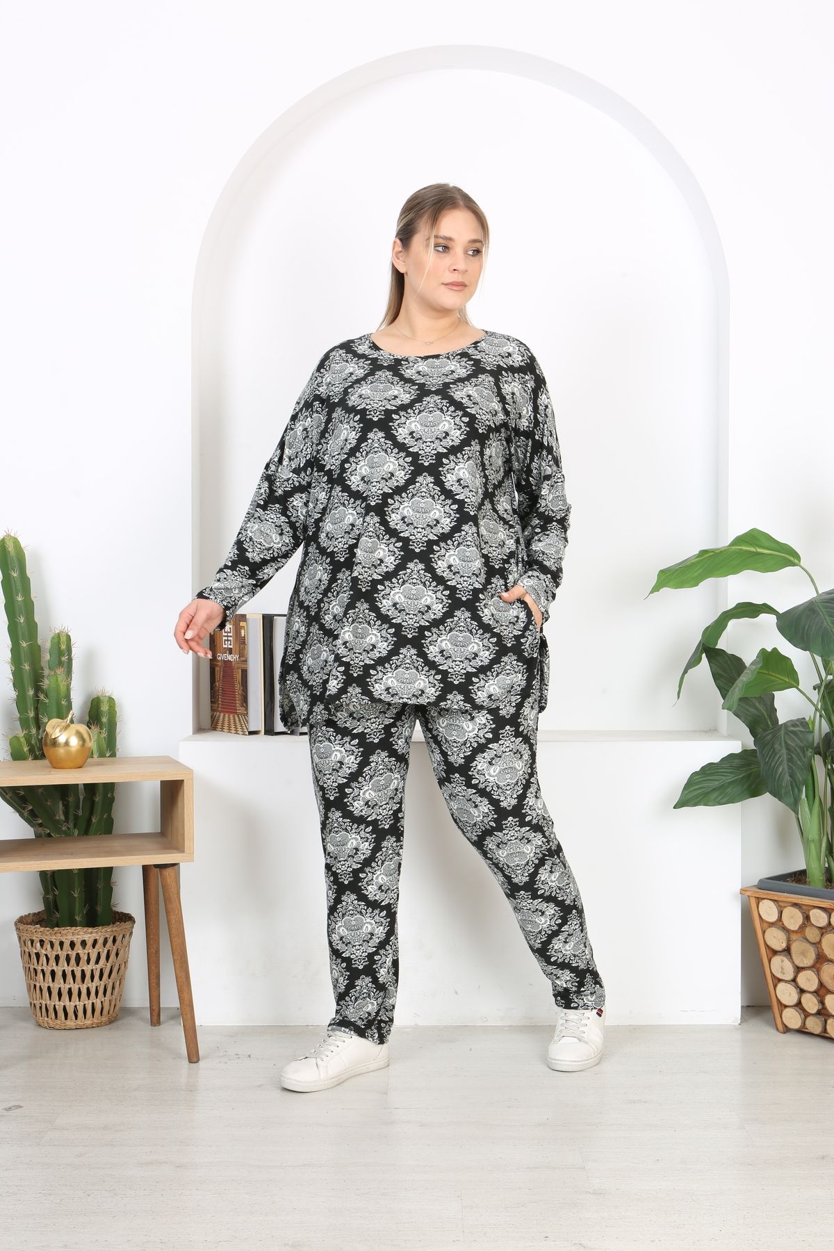 XL Modam-Licra Large Size Suit with Bottom Top Pattern 4
