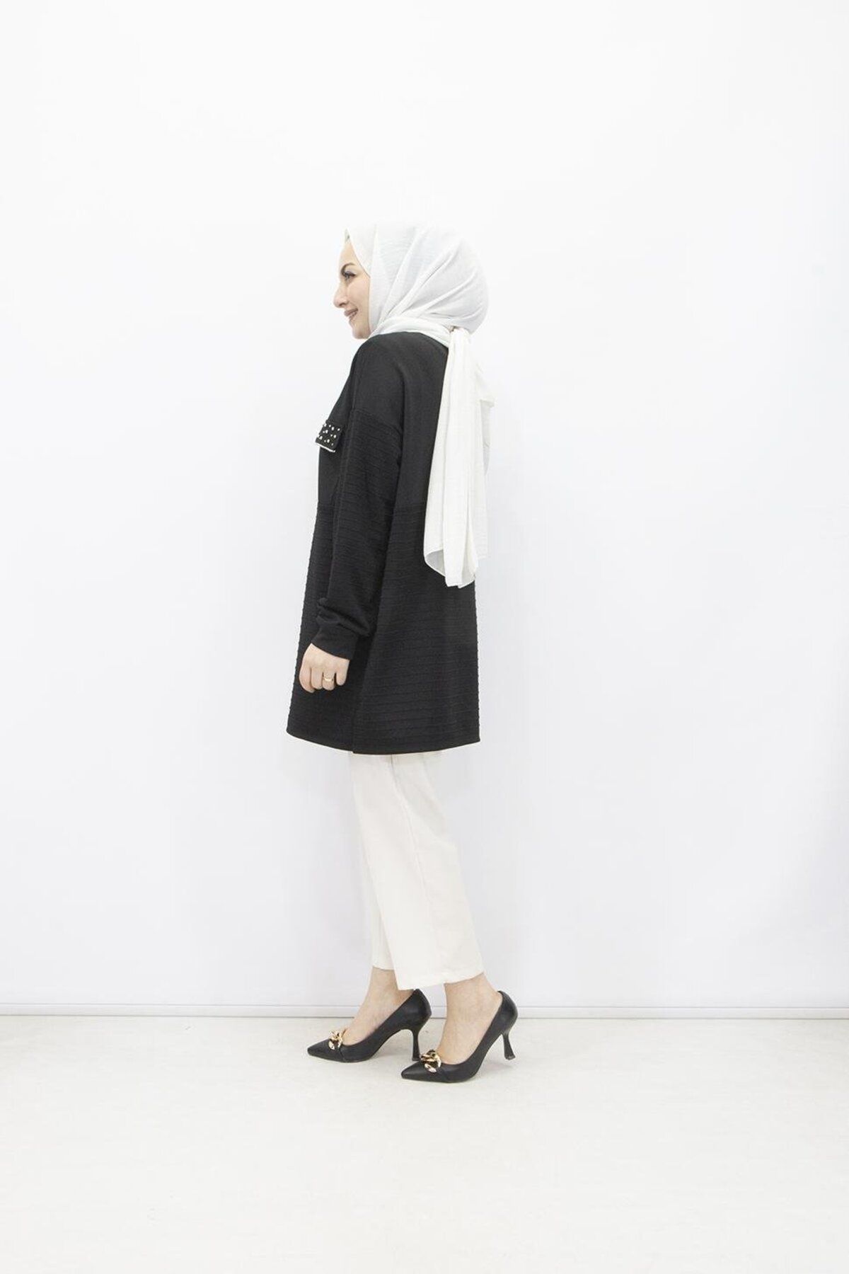 Armine-Modest Tunic - Black - Regular fit 4