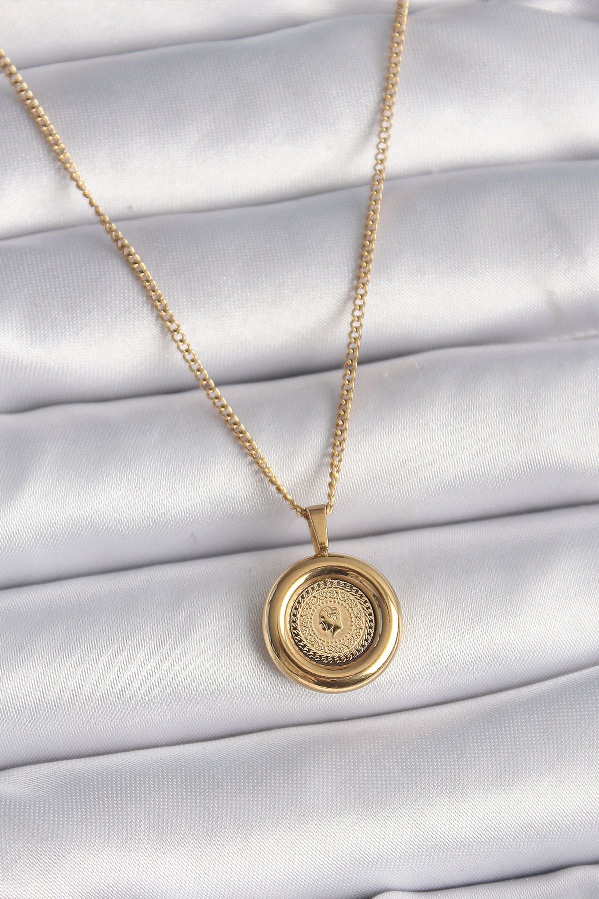 MMB Boutique 316L Çelik Gold Renk Zincir Gold Altın Model Kadın Kolye