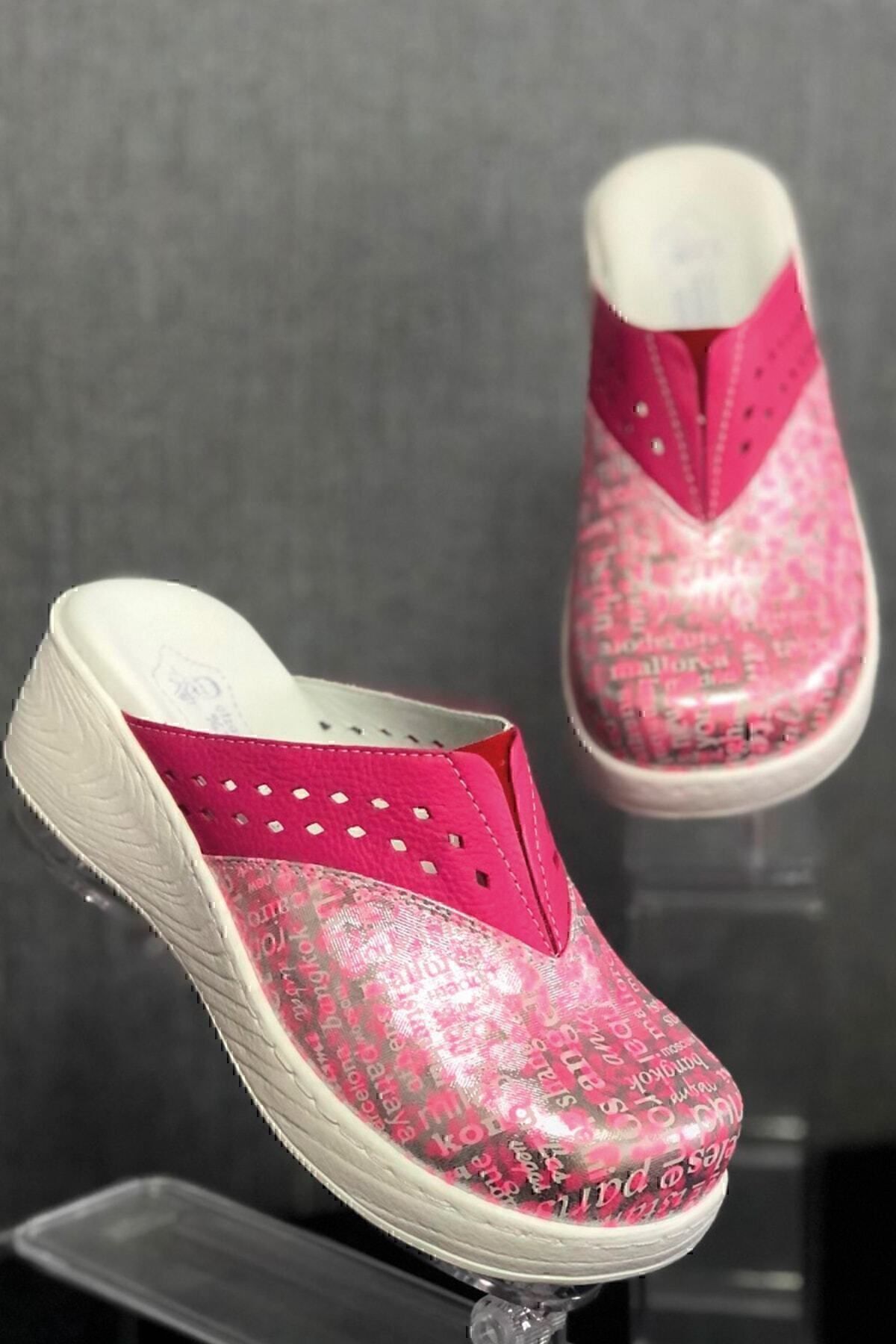 gold plus shining cities pink women sabo slippers