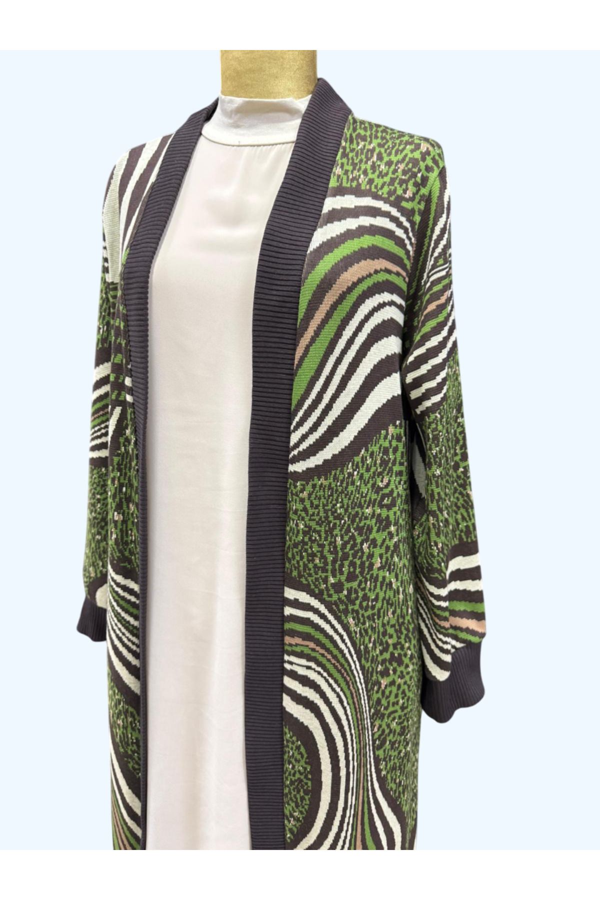 SEÇİL-Plus Size Patterned Midi Size Cardigan 3