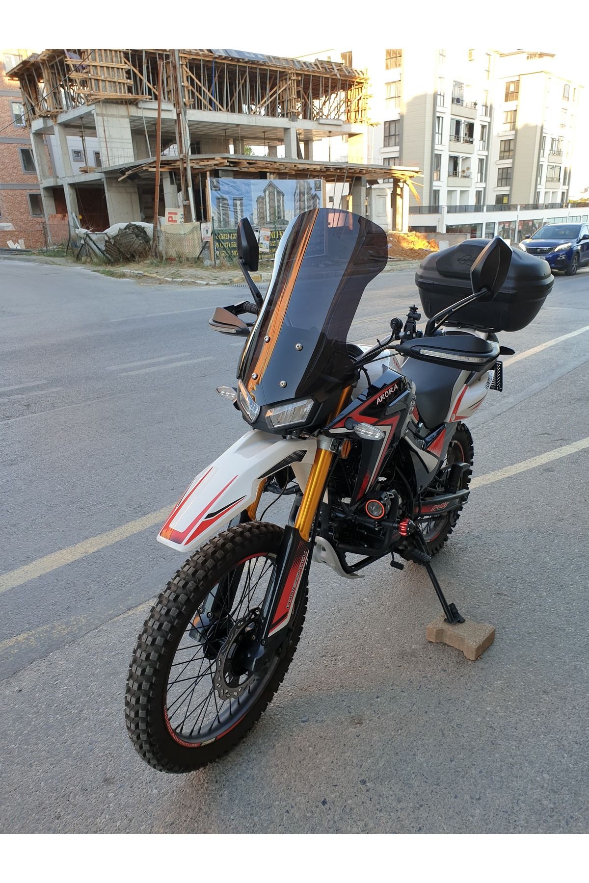 Arora CR 250 Siperlik Ön Cam 2025 Model 55cm Siyah Renkli 4mm