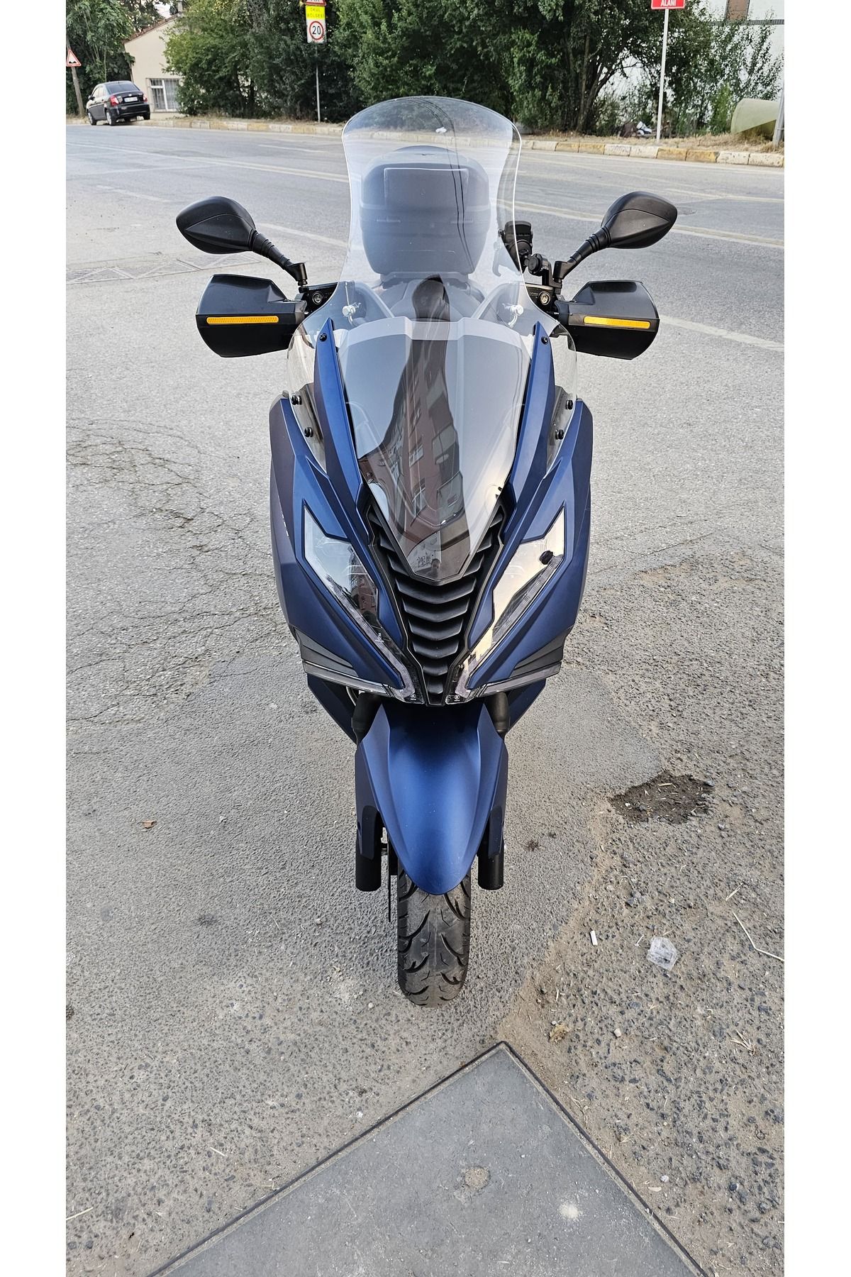 Arora GT 125 250 Siperlik Ön Cam 2023-2025 Model 83cm Şeffaf Renkli 4mm UZUN CAM