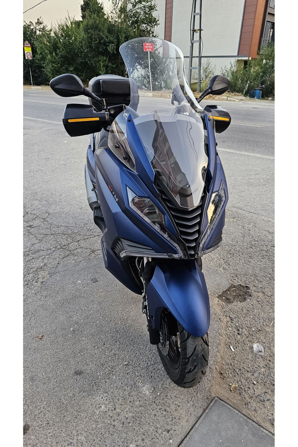 Arora GT 125 250 Siperlik Ön Cam 2023-2025 Model 83cm Şeffaf Renkli 4mm UZUN CAM