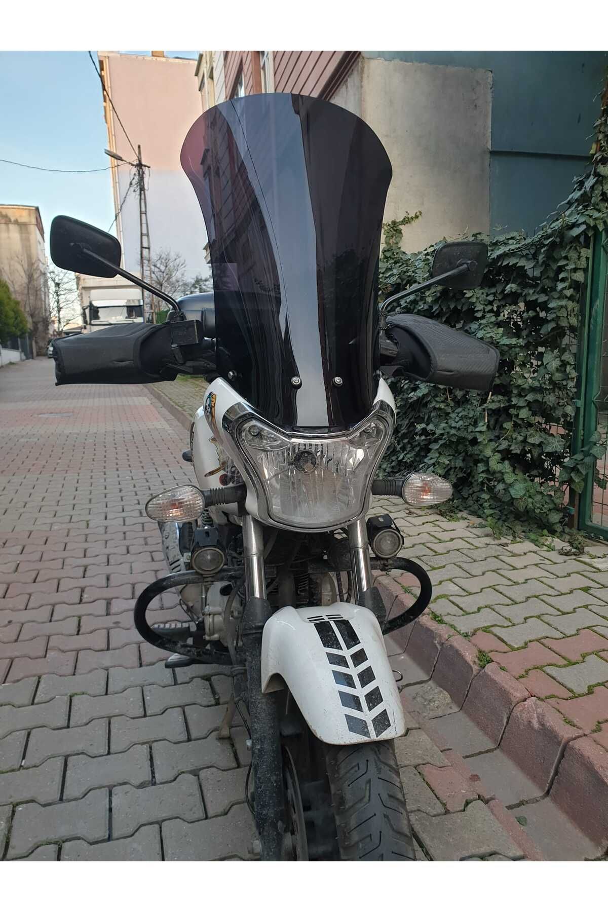 Bajaj V15 Siperlik Ön Cam 2017 2018 Model 57cm Siyah Renkli 4mm
