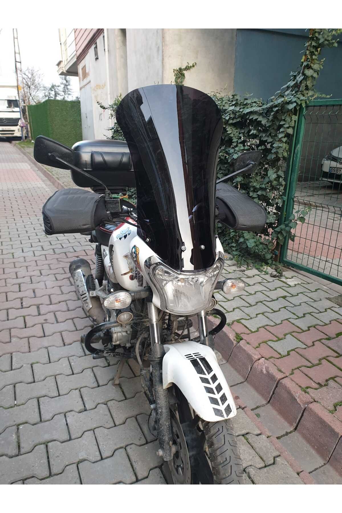 Bajaj V15 Siperlik Ön Cam 2017 2018 Model 57cm Siyah Renkli 4mm