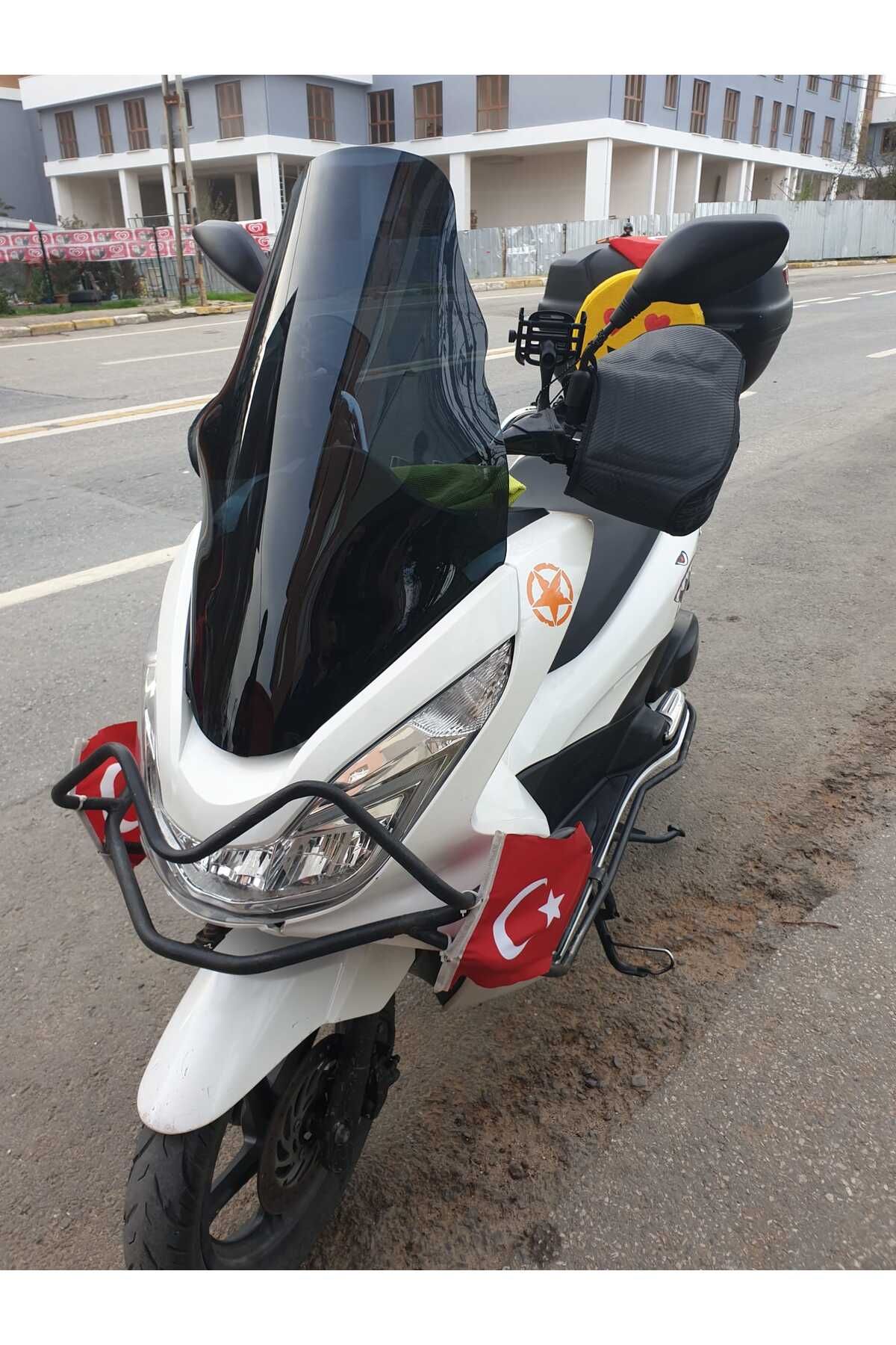 Honda Pcx Siperlik Ön Cam 2014 2017 Model 65cm Siyah Renkli 4mm ORTA BOYLU CAM