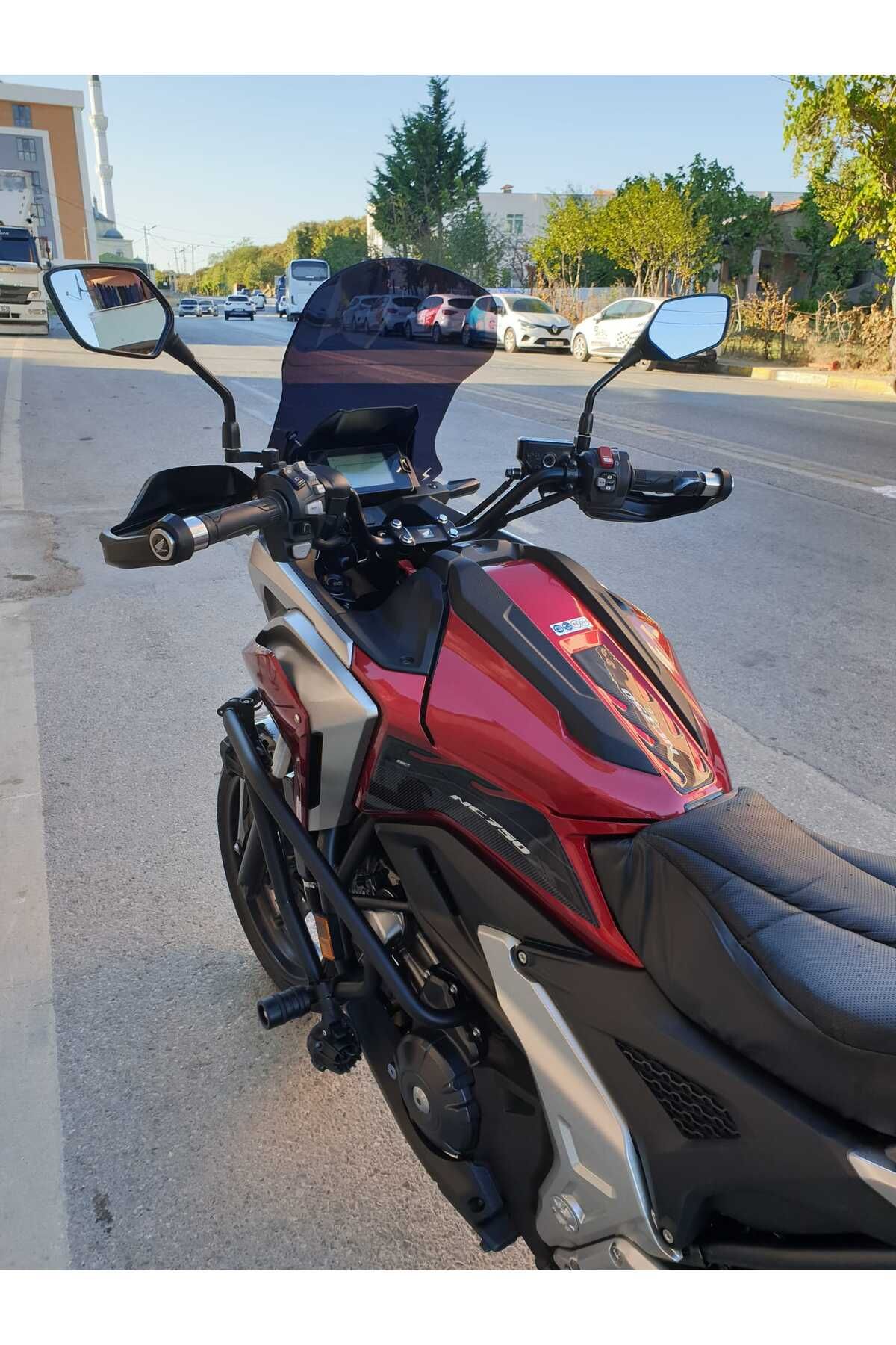 Honda NC 700 750 X Siperlik Ön Cam 2021-2025 Model 50cm Siyah Renkli 4mm ORTA BOYLU CAM