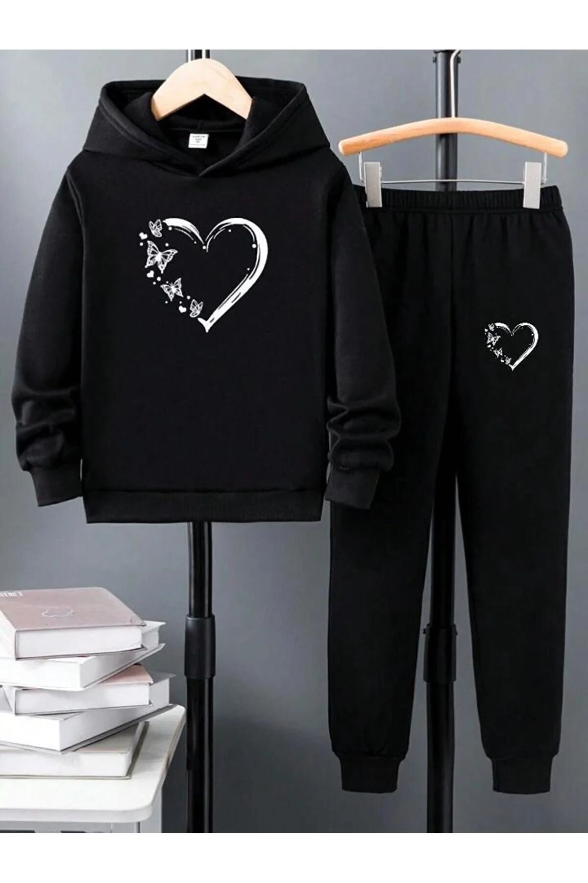 FoxSkin Sportswear&Company Kalp Kelebek Tasarım Pamuk Çocuk Takım - Siyah Sweatshirt Jogger Baskılı Kız Erkek Çocuk Kapüşonlu