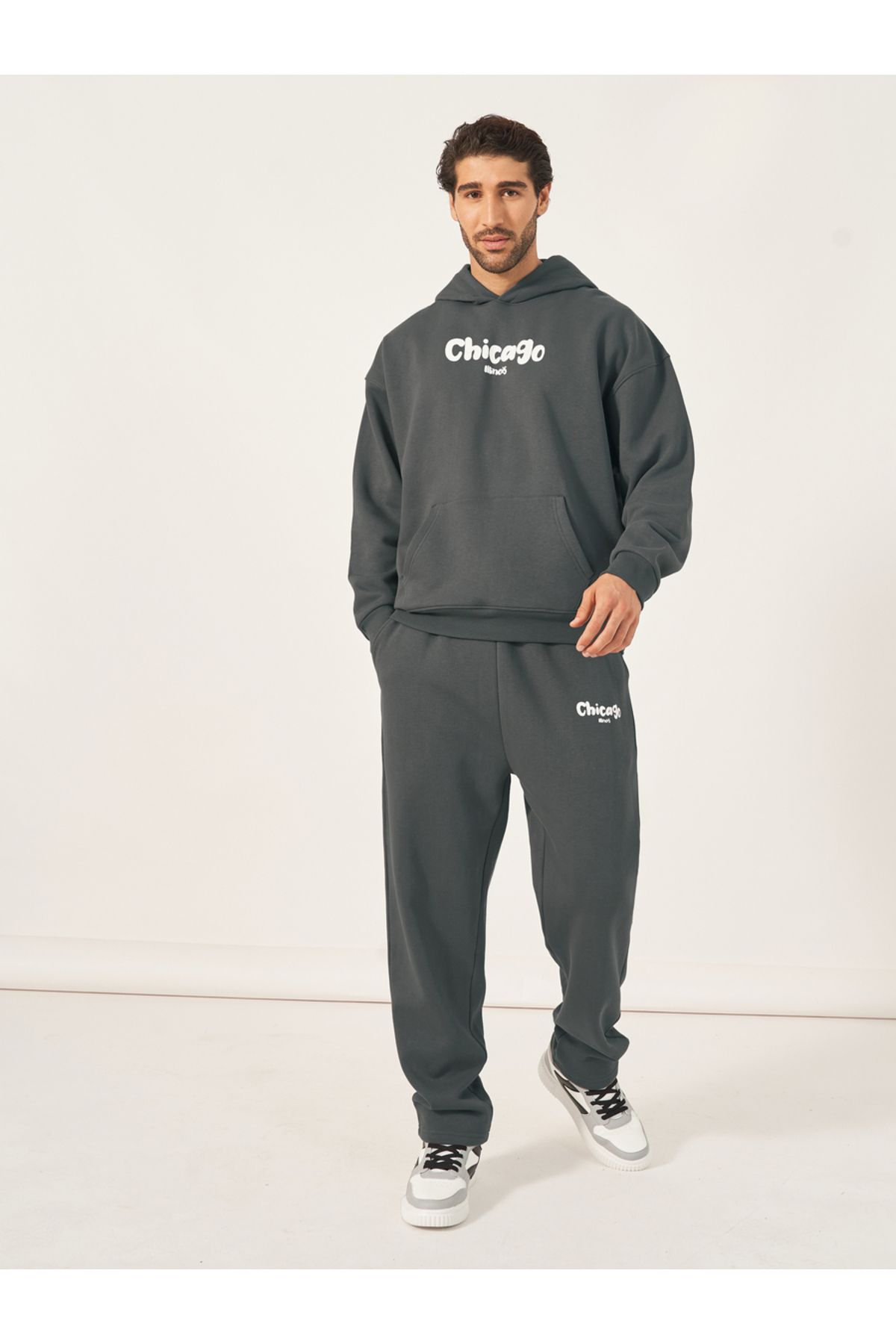 Styli-Chicago Print Oversized Hoodie & Open Hem Joggers Co-Ords 1