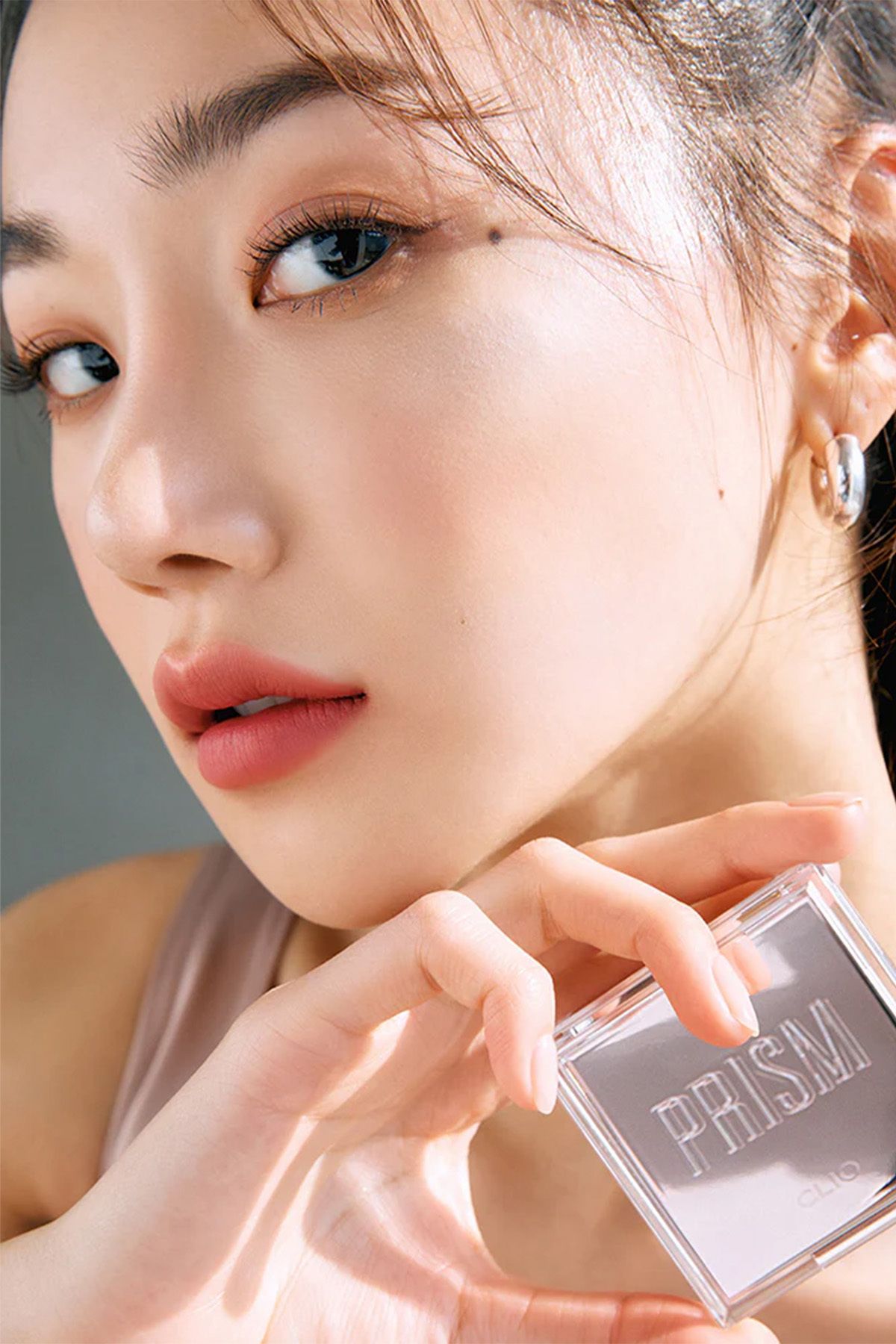 CLIO-2-Pack Highlighter Clio Prism Highlighter Duo Providing Intense Shine with Pearl Grain (01 Cream Fizz) 7