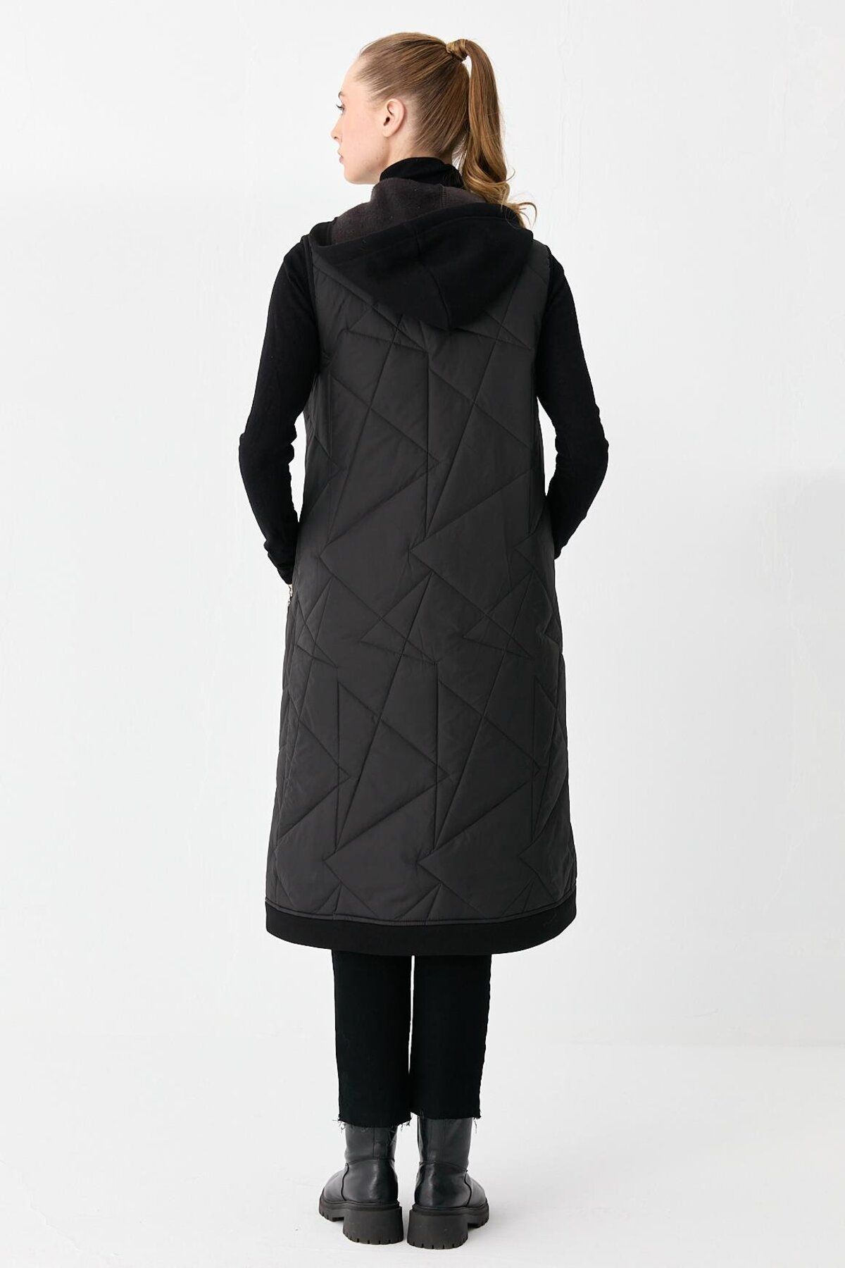 Esswaap-Black Puffer Vest 6