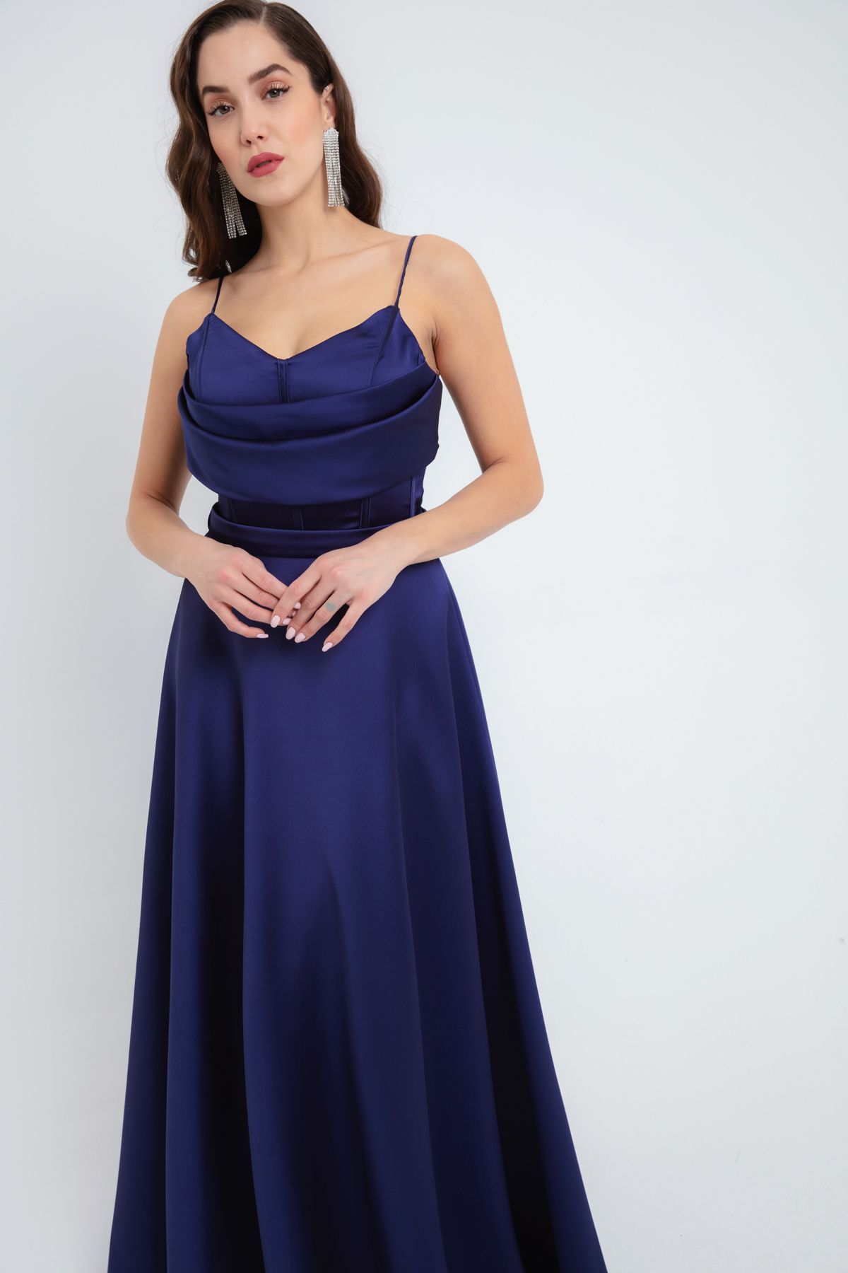 Lafaba-Marineblaues Sling-Midi-Abendkleid aus Satin für Damen 3