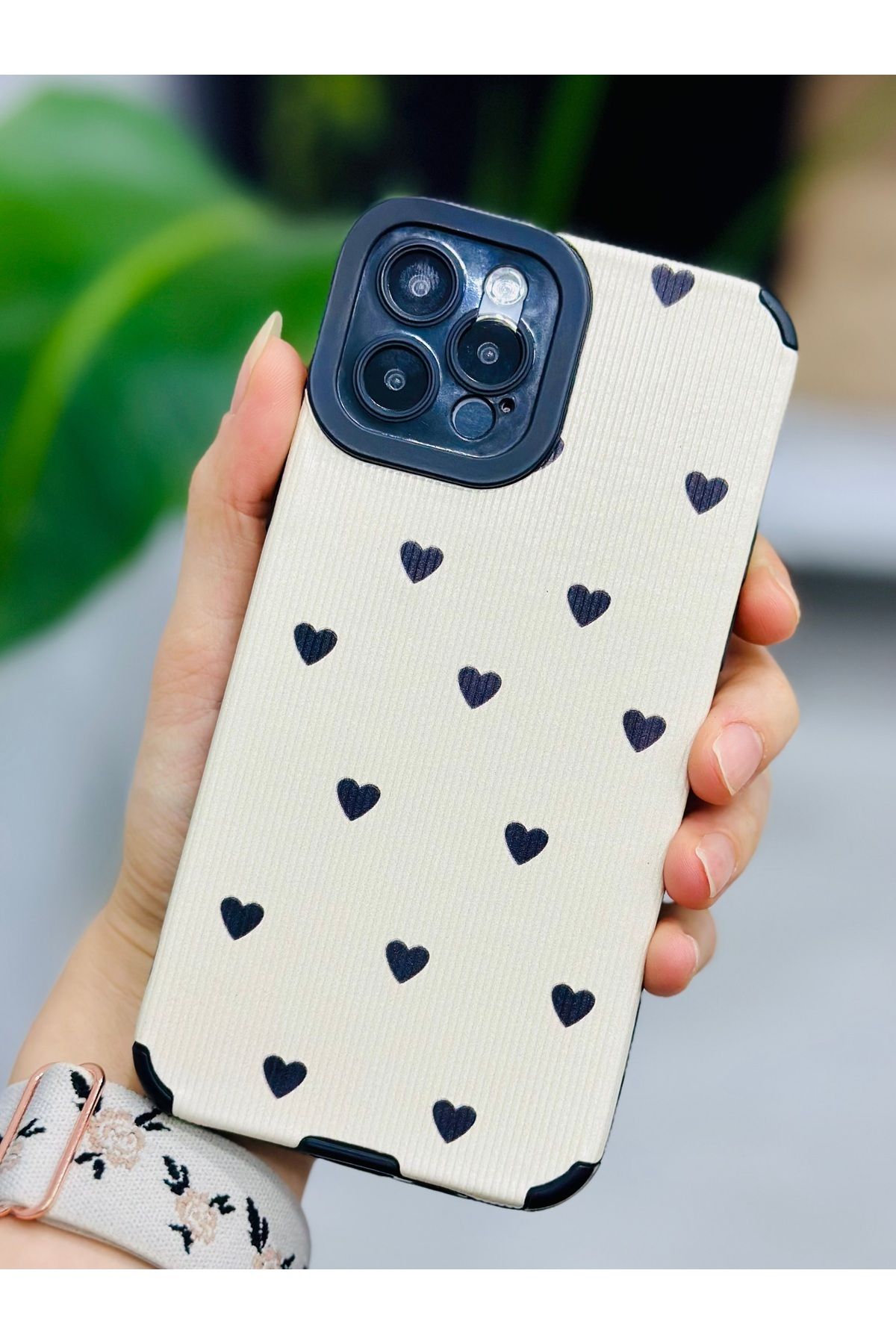 Go Aksesuar-حافظة حماية للكاميرا من السيليكون الناعم بتصميم مطلي متوافق مع هاتف Iphone 12 و12 Pro 5