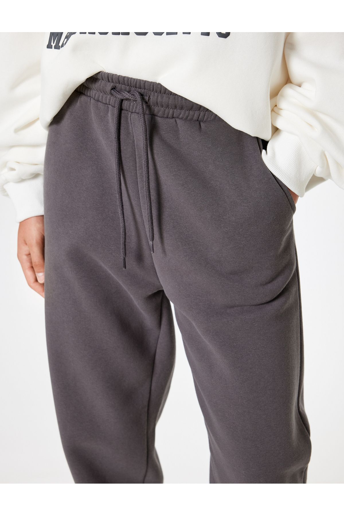 Koton-Raised Jogger Sweatpants with Laced Waist and Pockets Standard Waist Comfortable Fit 5