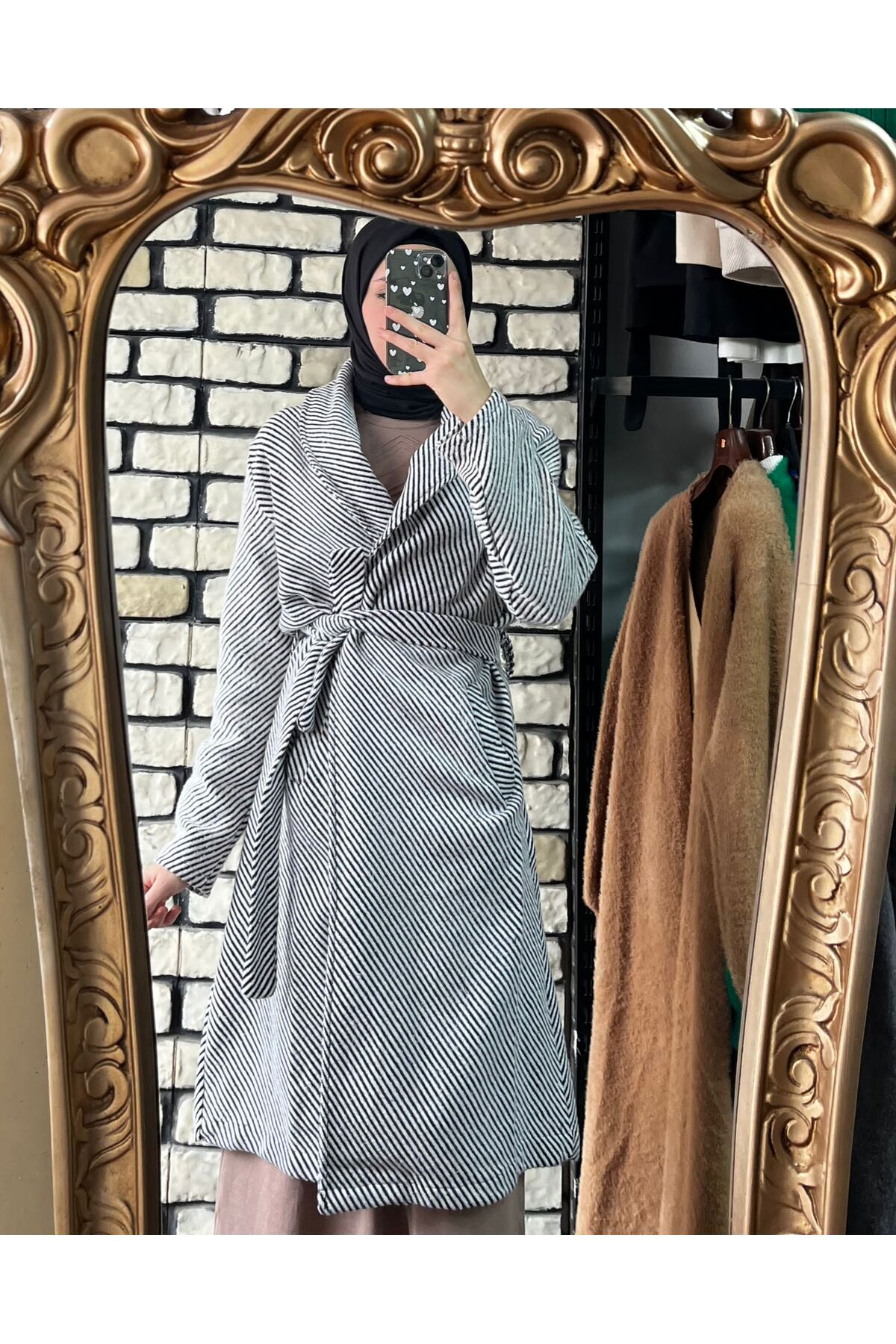 GÜLİNS Balıksırtı desen kaban görsel 3