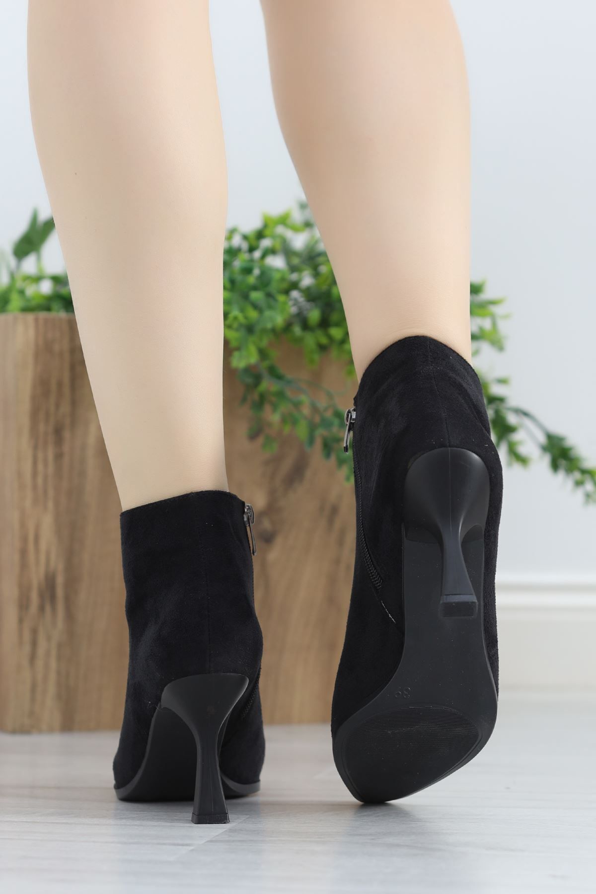 Ramby-Suede Black 7 cm Heeled Boots - 19205.264. 6