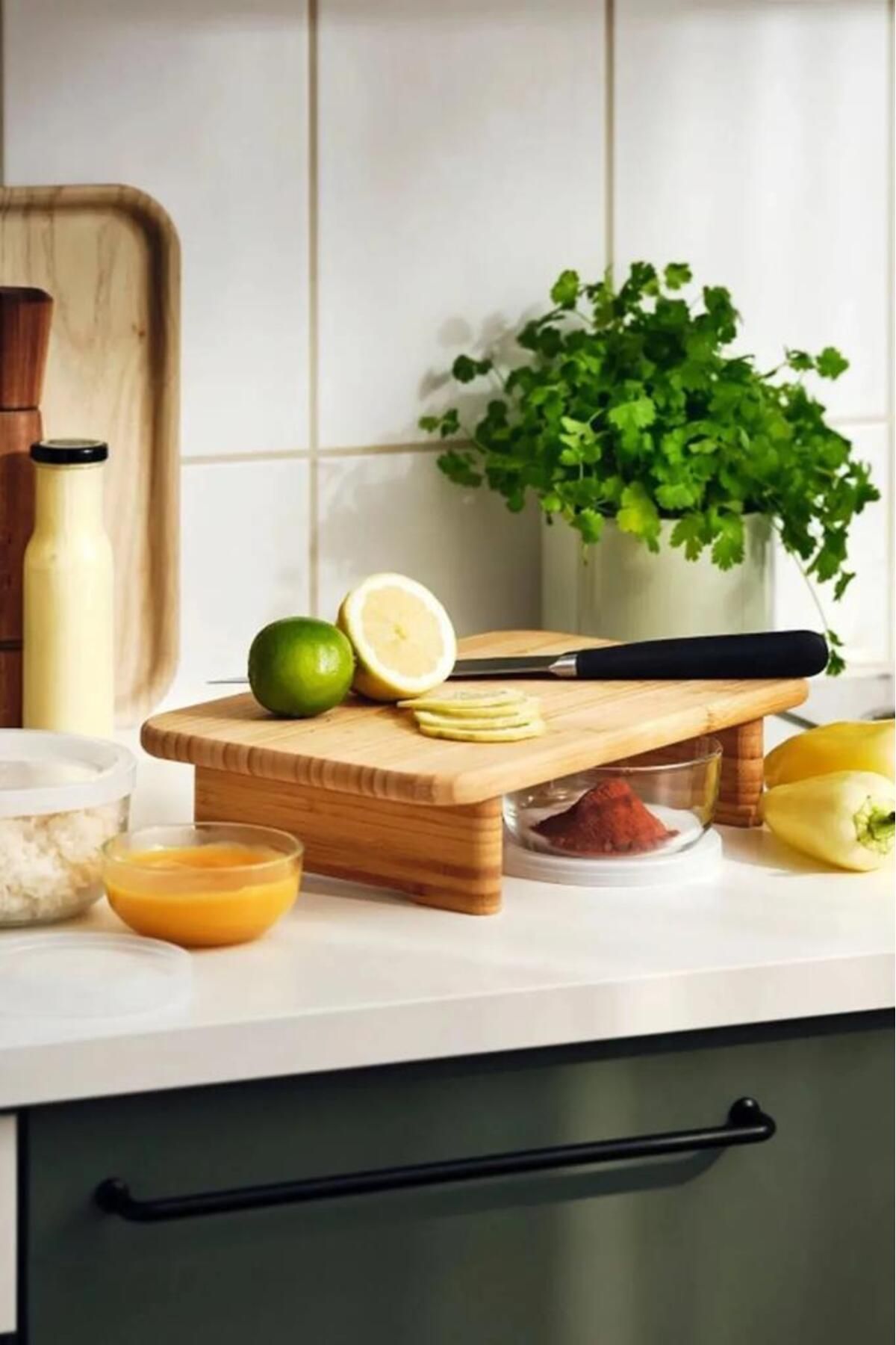 MYG TAM LİFE Bambu Ayaklı Kesme Tahtası Sunum Tahtası 34x22x9 cm