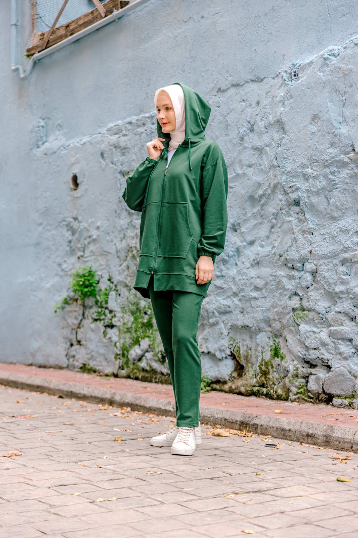 FEEL STYLE-Women's Hijab Tracksuit Set Kangaroo Pocket Green Set 8