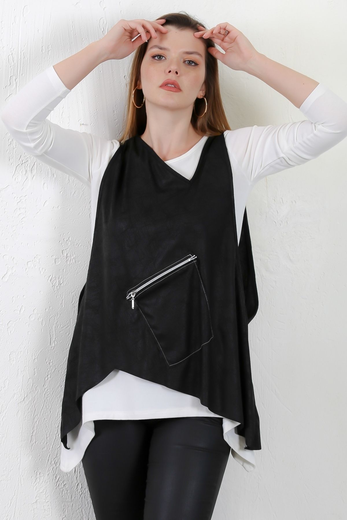 Chiccy-Blouse - Black - Regular fit 3