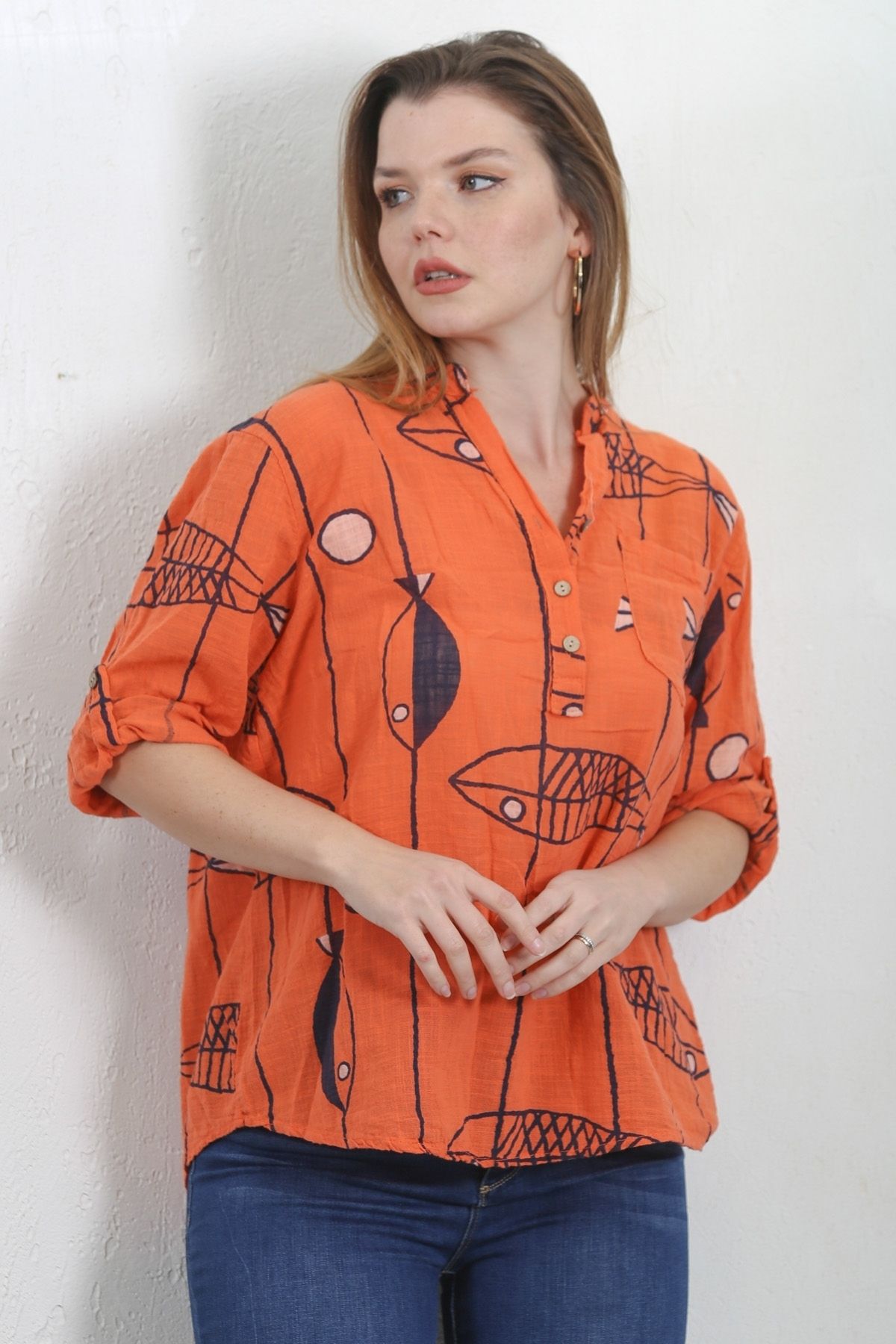 Chiccy-Italian Orange - Linen Oversize Blouse with 3/4 Sleeve and Buttoned Prevailing Neckline 3