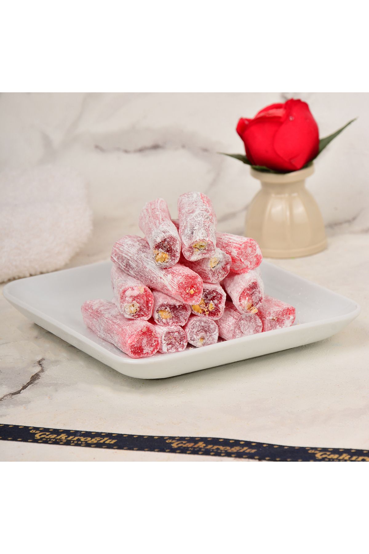 Öz Çakıroğlu-Pomegranate Pistachio Wick Turkish Delight 500 Gr 1