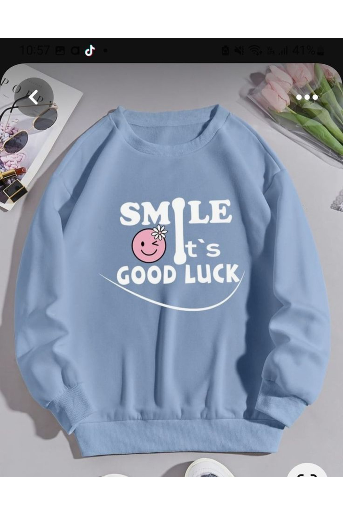 سويت شيرت بطبعة ابتسامة