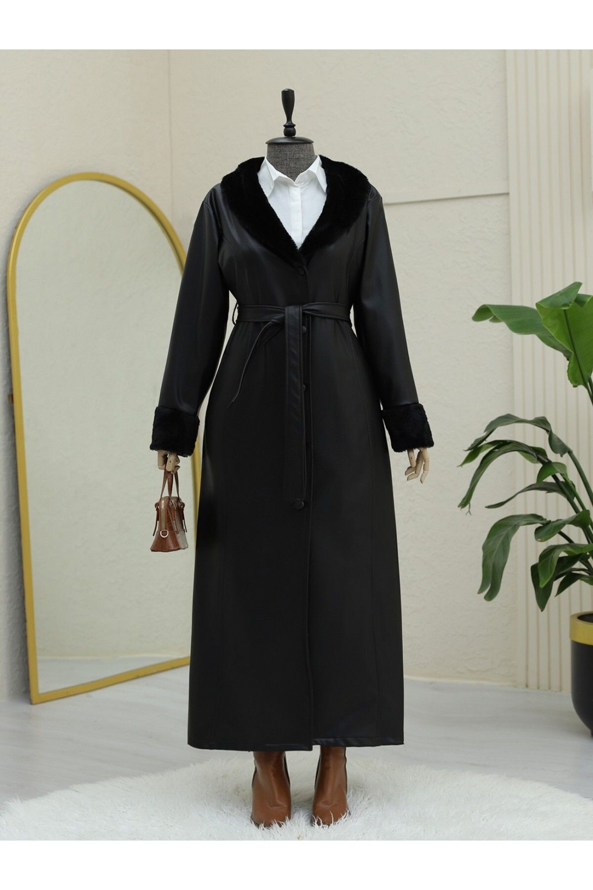 Modamorfo-Plush Lace-Up Leather Overcoat with Sleeves and Collar 3