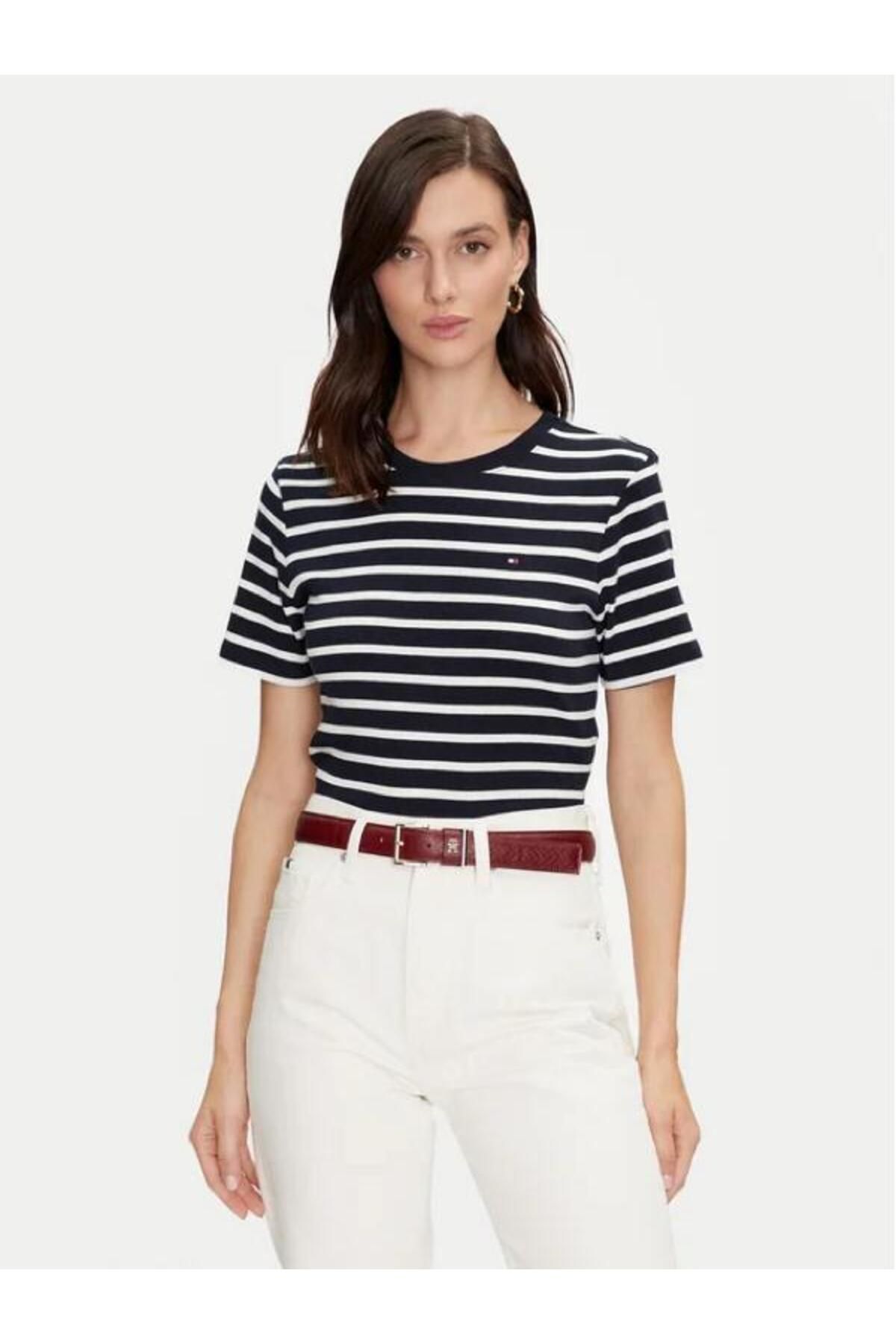 Tommy Hilfiger-Organic Cotton New Cody Women's Slim Fit T-Shirt 1