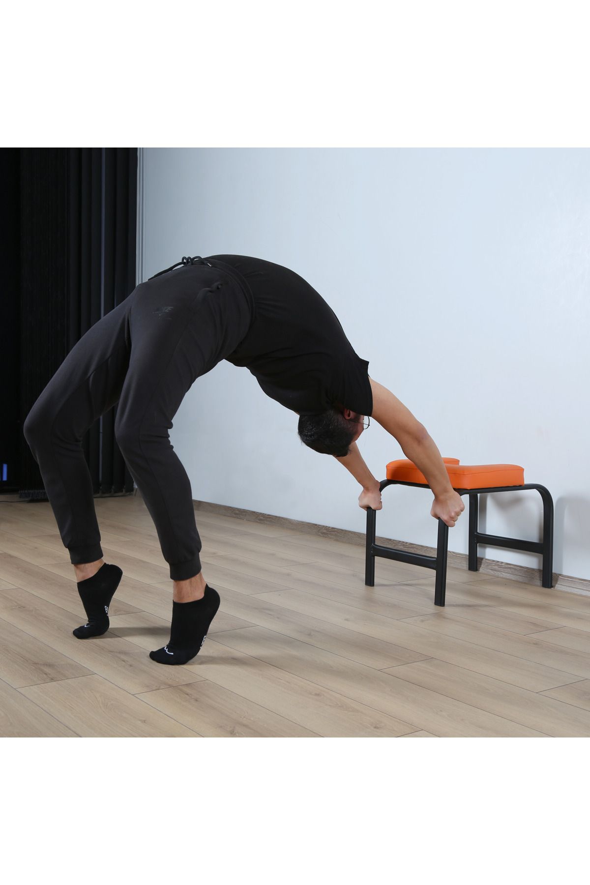 لوازم یوگا مشکی صندلی ایستاده آنتراسیت اورجینال Yoga Arden
