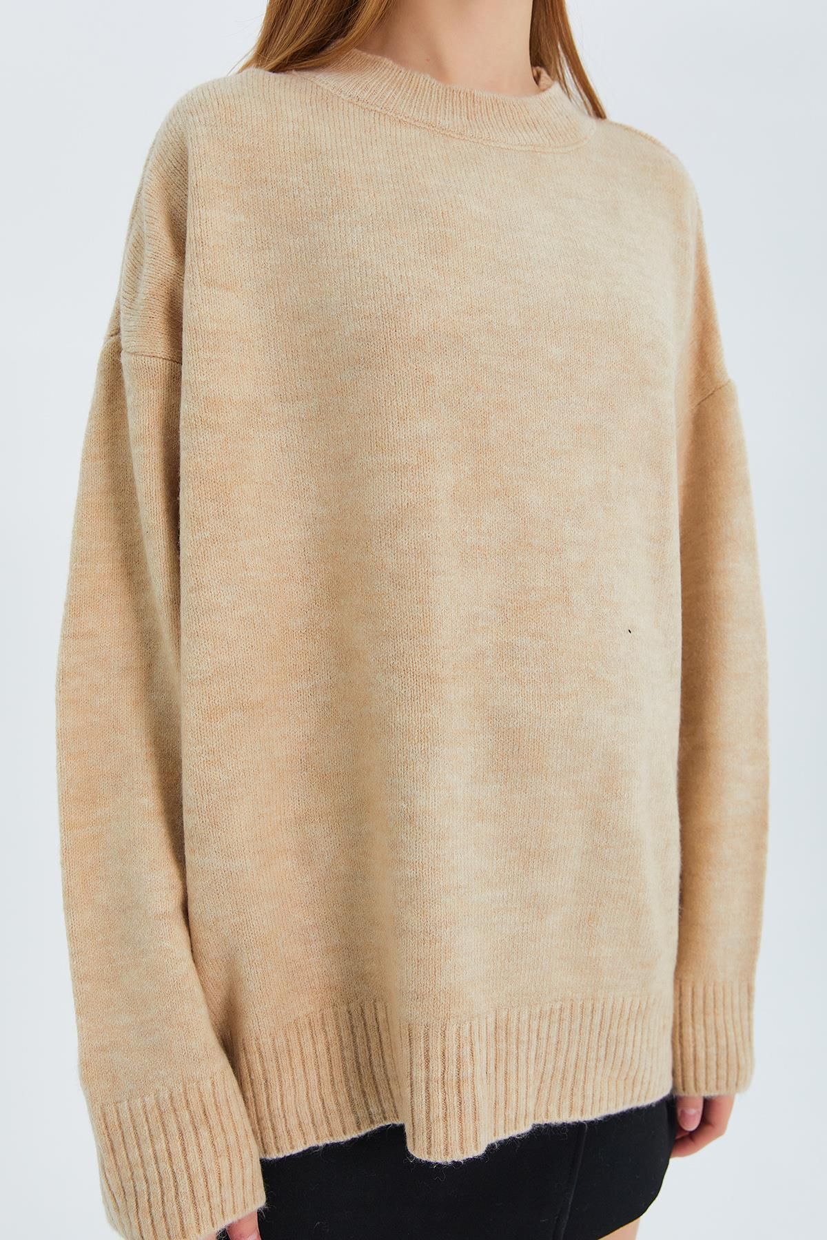 Mixray-6913 Model Beige Women's Knitwear Sweater - Loose and Soft Texture 4