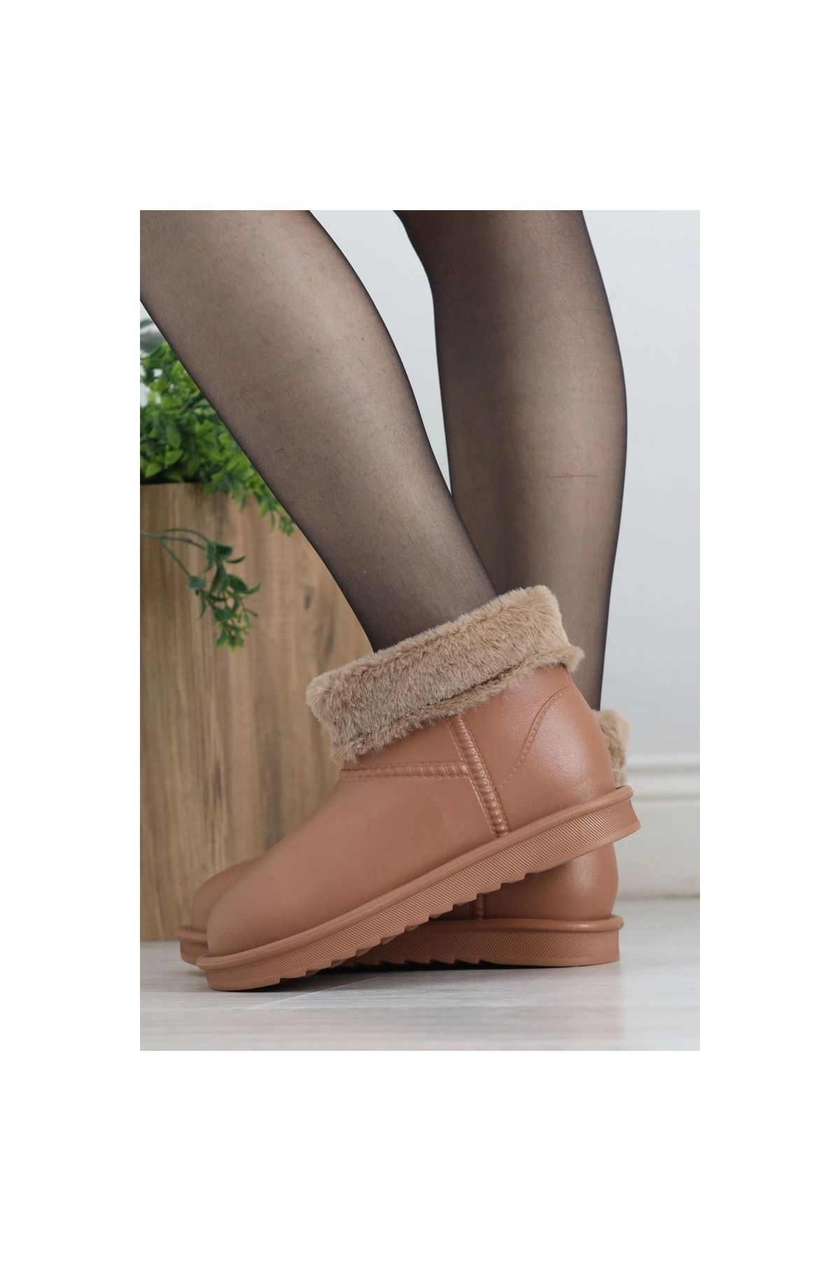 Narnuga-Tan Leather Look Fur Lined Inner Boots - 20135.264 2