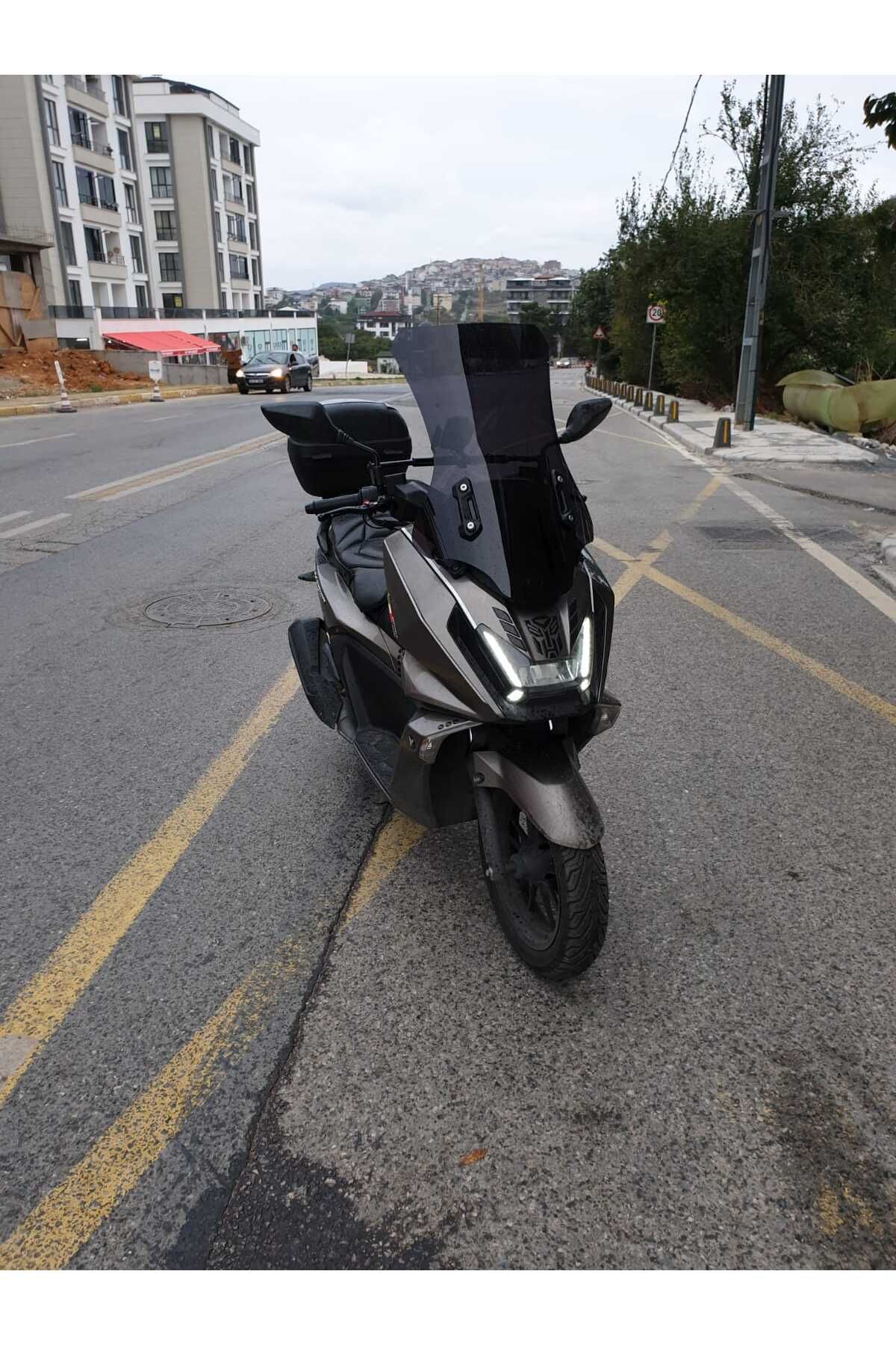 kymco Skytown 125 Siperlik Ön Cam 2023-2025 Model 72cm Siyah Renkli 4mm UZUN CAM