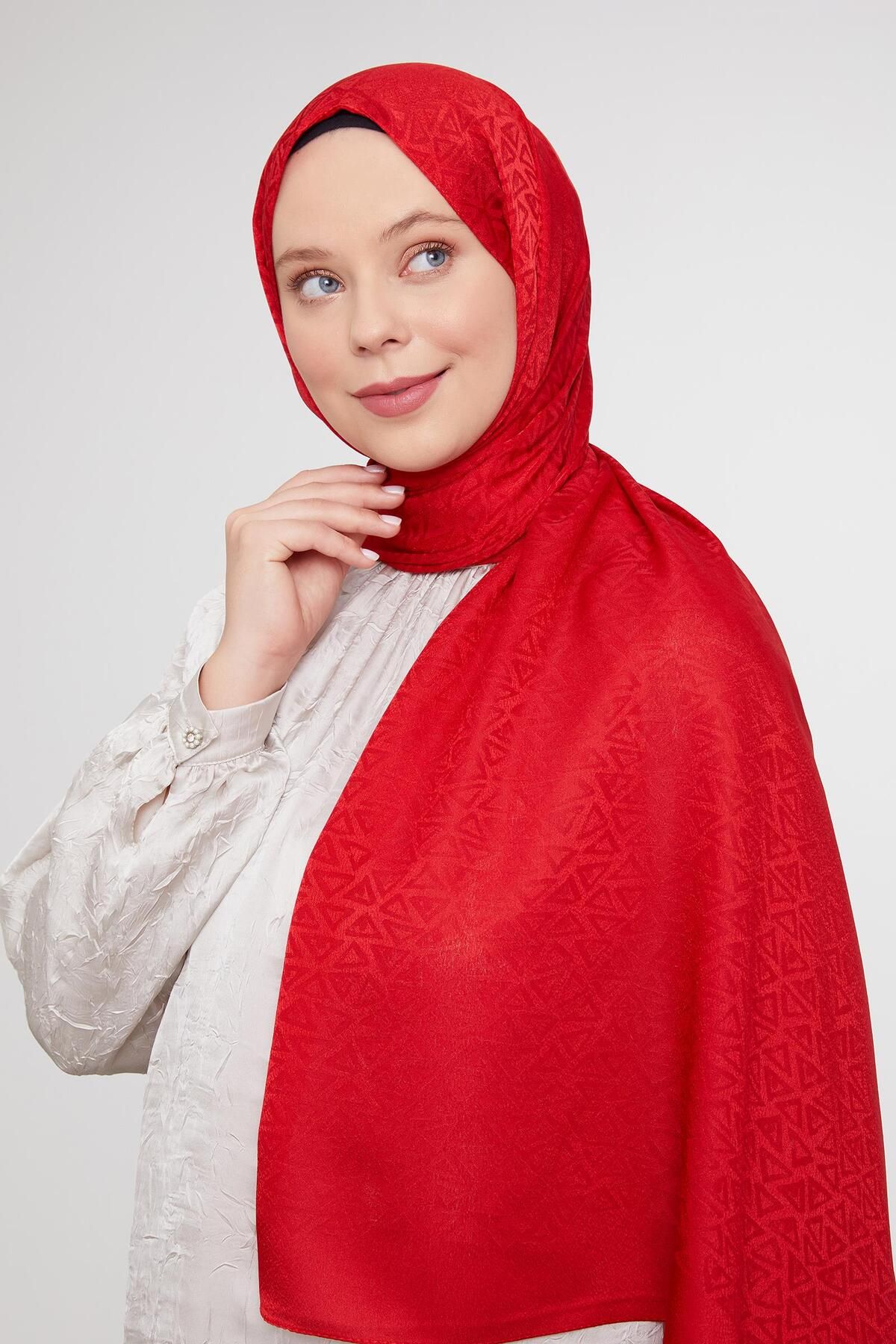 Levidor-Red Triangle Pattern Jacquard Janjan Shawl 3