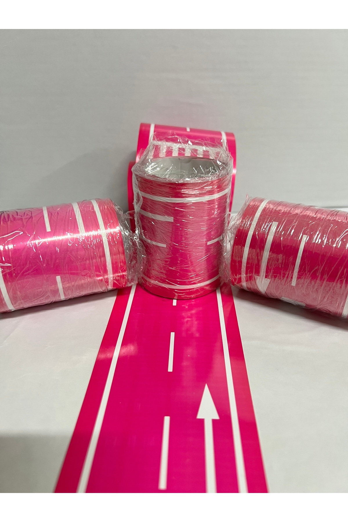 استیکر چسبی روکش جاده برای لاستیک خودرو، رنگ صورتی، ۷ سانتی‌متر × ۱۰ متر