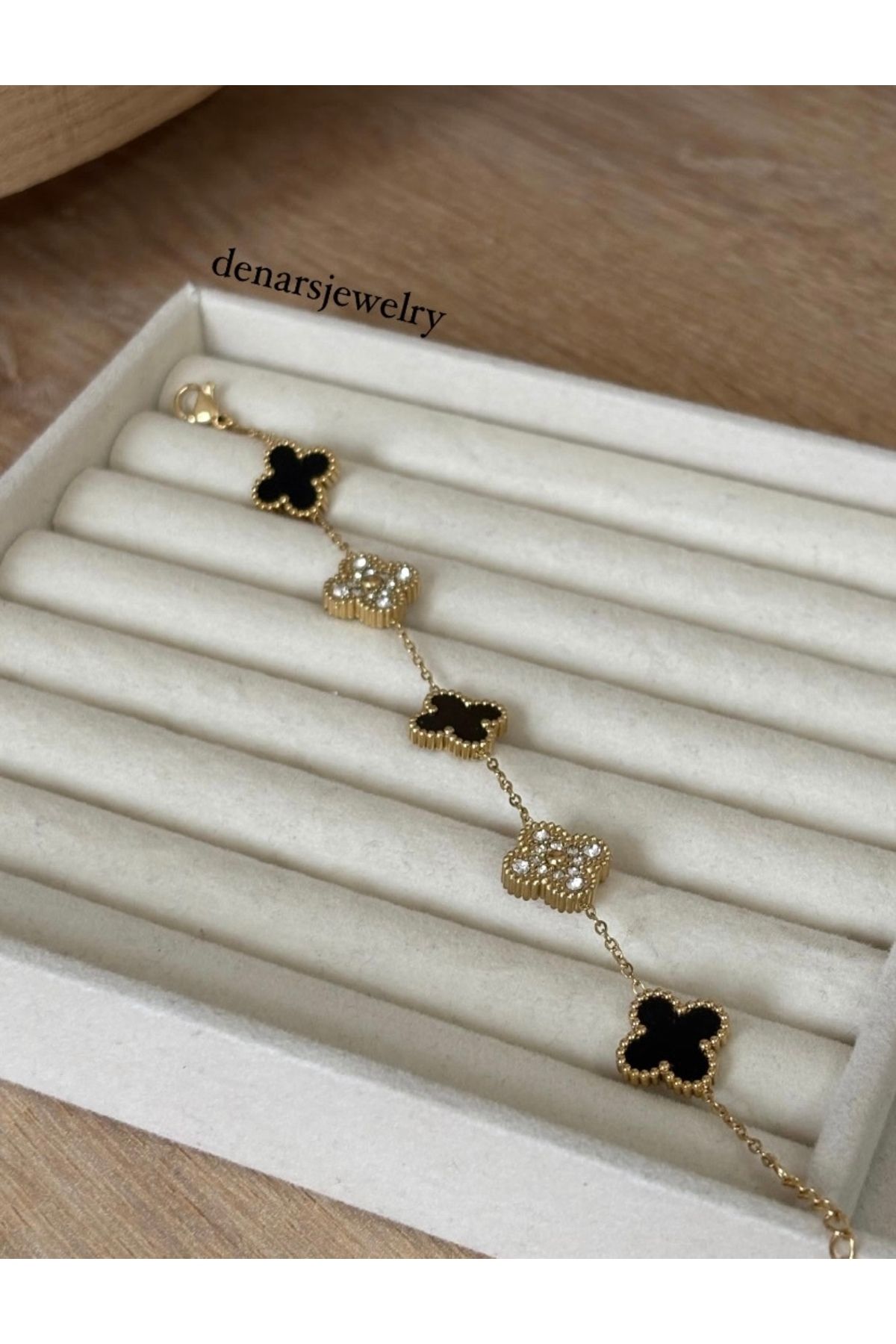 denars jewelry-Gold Stone Clover Bracelet 2