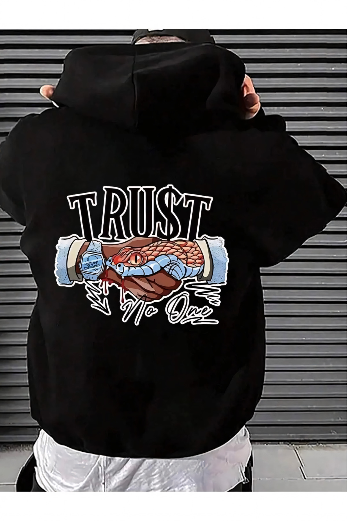 هودي بطبعة 'لا تثق'