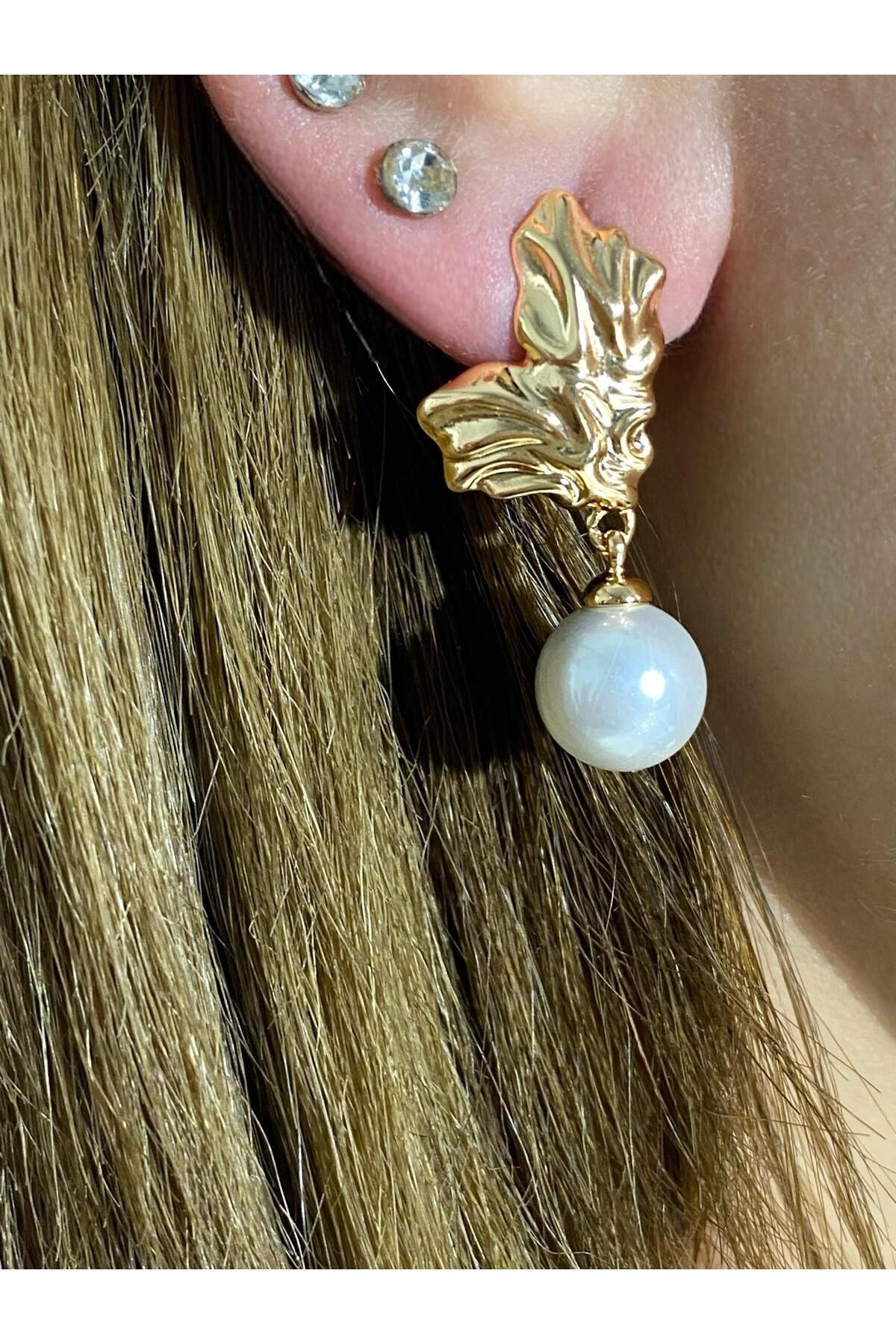 embworld-Gold Anti-Tarnish Earrings with Pearl Leaf Pattern 3