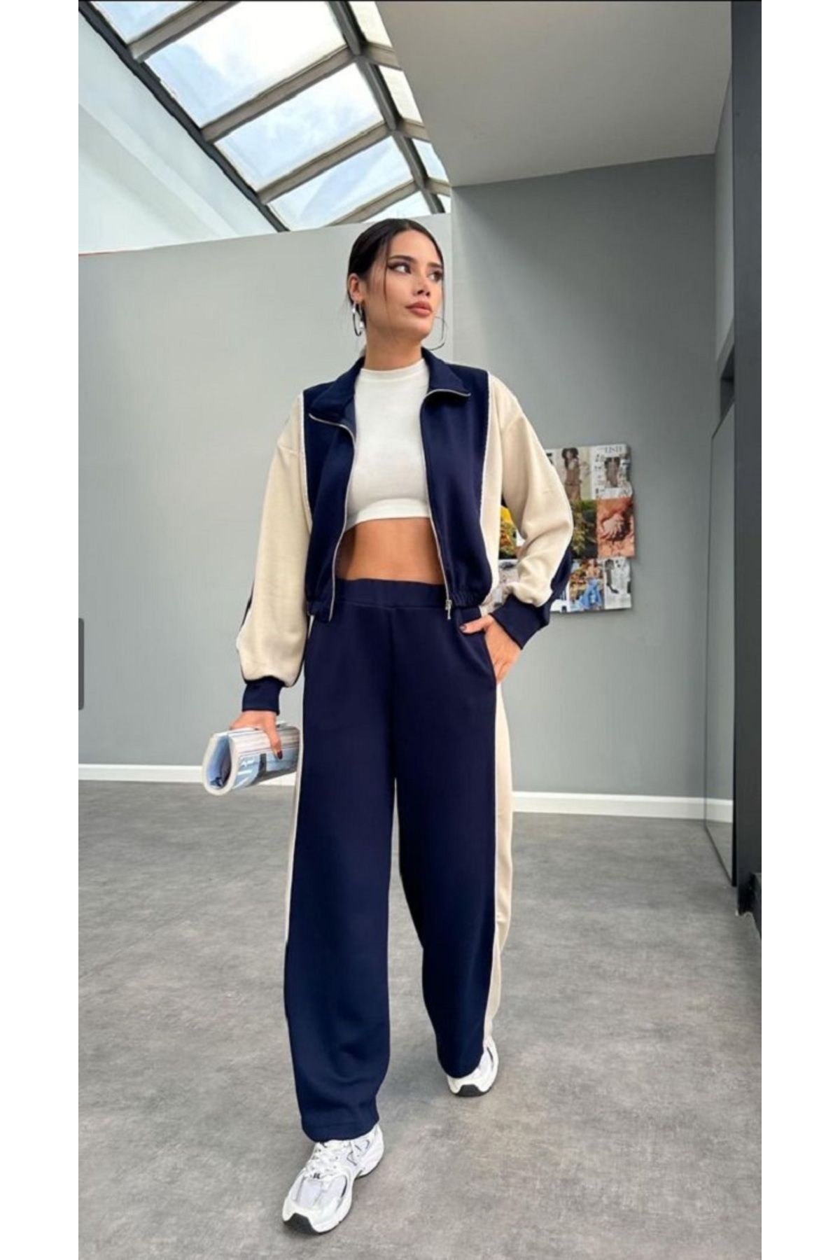 Marjinal-Classic Tracksuit with Patterned Zipper 1