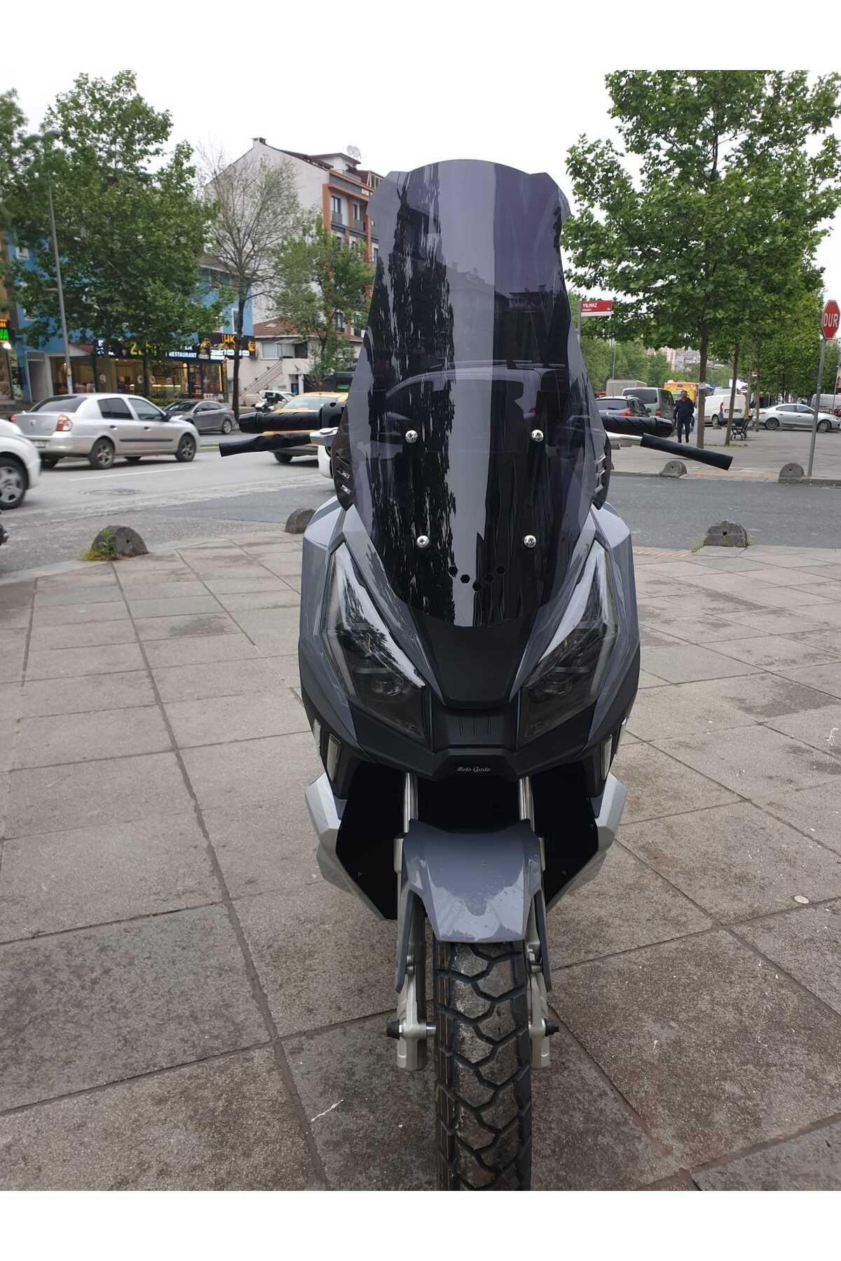 Moto Gusto Dream 150 Siperlik Ön Cam 2023-2025 Model 75cm Siyah Renkli 4mm UZUN CAM