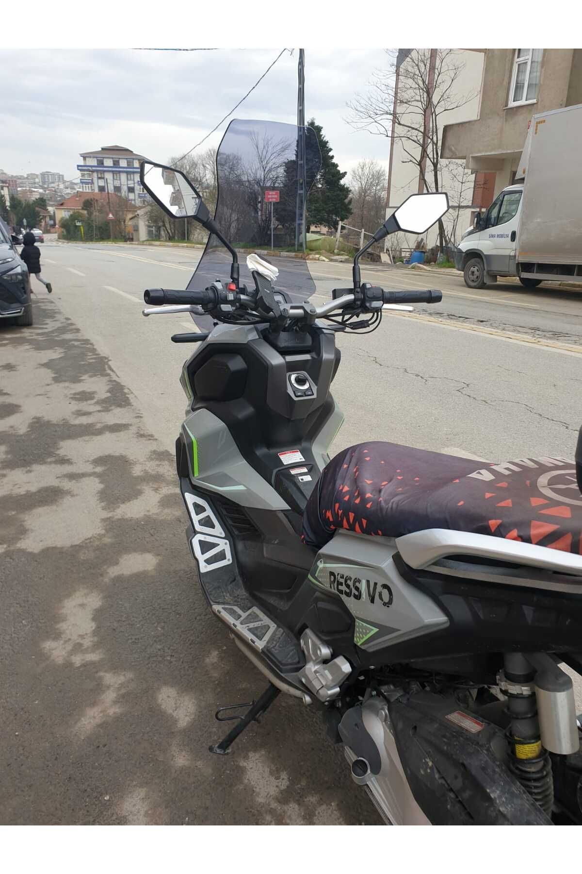 Mondial Ressivo 250 Siperlik Ön Cam 2023-2025 Model 68cm Füme Renkli 4mm