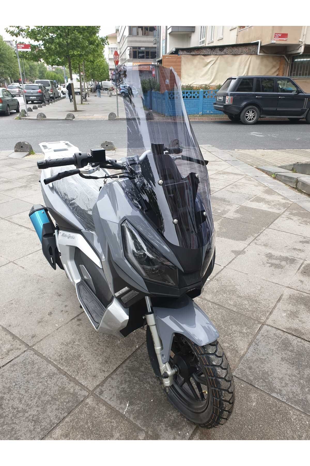 Moto Gusto Dream 150 Siperlik Ön Cam 2023-2025 Model 65cm Füme Renkli 4mm ORTA BOYLU CAM
