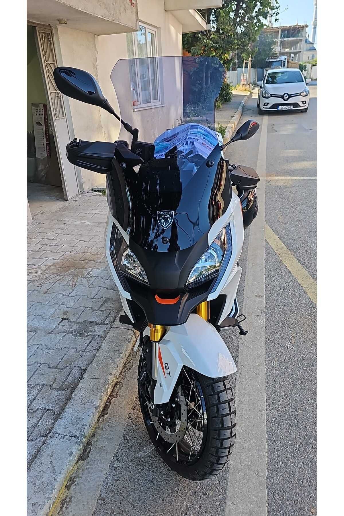 Peugeot XP 400 Siperlik Ön Cam 2023-2025 Model 61cm Füme Renkli 4mm ORTA BOYLU CAM