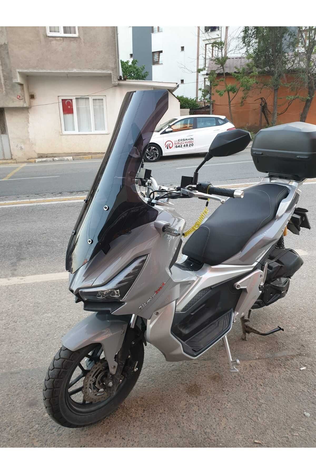 Motolüx Wow 150  Siperlik Ön Cam 2023-2025 Model 78cm Siyah Renkli 4mm UZUN CAM