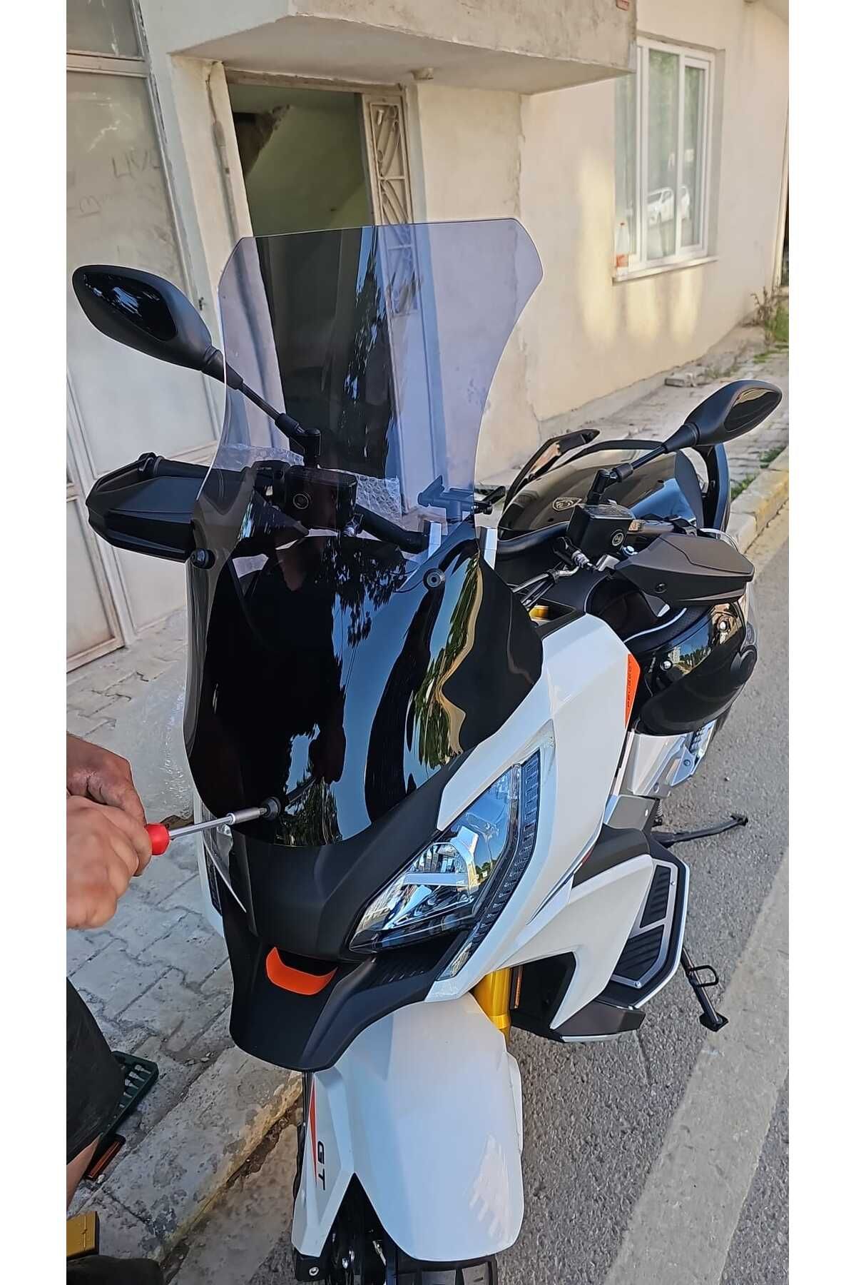 Peugeot XP 400 Siperlik Ön Cam 2023-2025 Model 61cm Füme Renkli 4mm ORTA BOYLU CAM