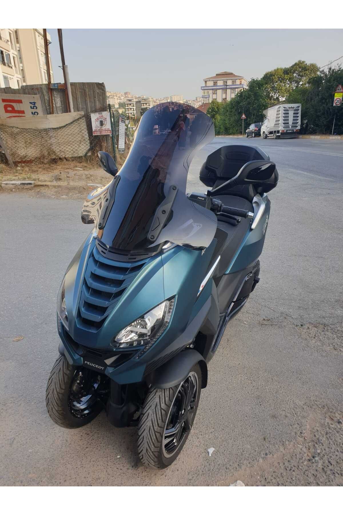 Peugeot Metropolis 400 Siperlik Ön Cam 2021-2025 Model 68cm Siyah Renkli 4mm