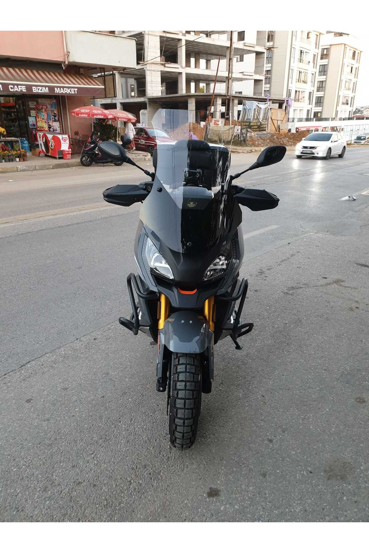 Peugeot XP 400 Siperlik Ön Cam 2023-2025 Model 61cm Şeffaf Renkli 4mm ORTA BOYLU CAM